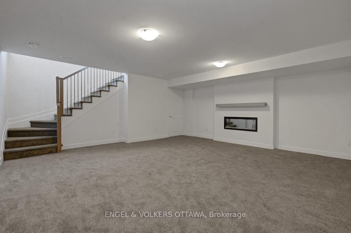 Photo 35 of 95 San Felice Circle, Ottawa, Kanata - Emerald Meadows/Trailwest — HOMEH
