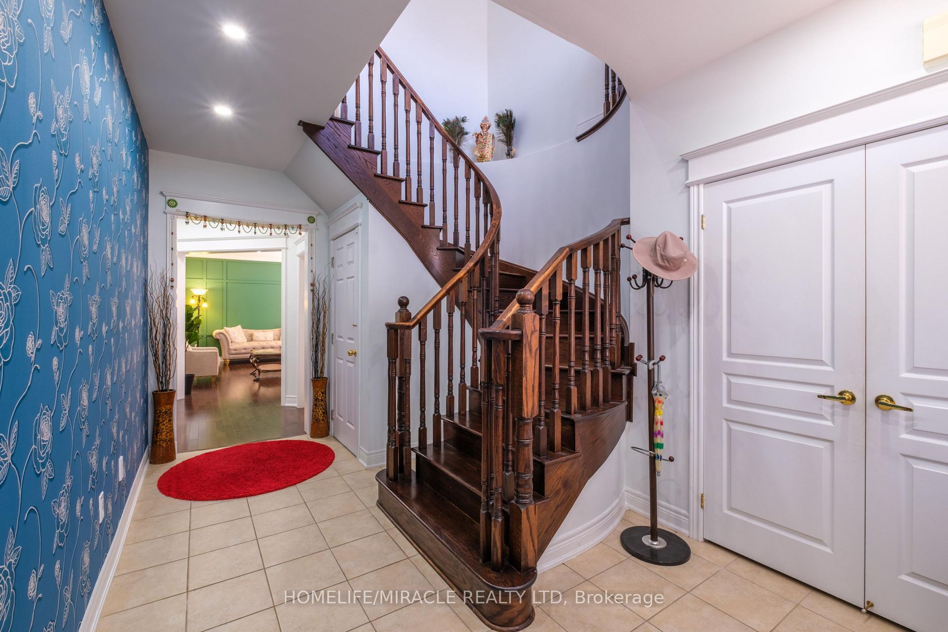 Photo 12 of 5 Meltwater Crescent, Brampton, Bram East — HOMEH