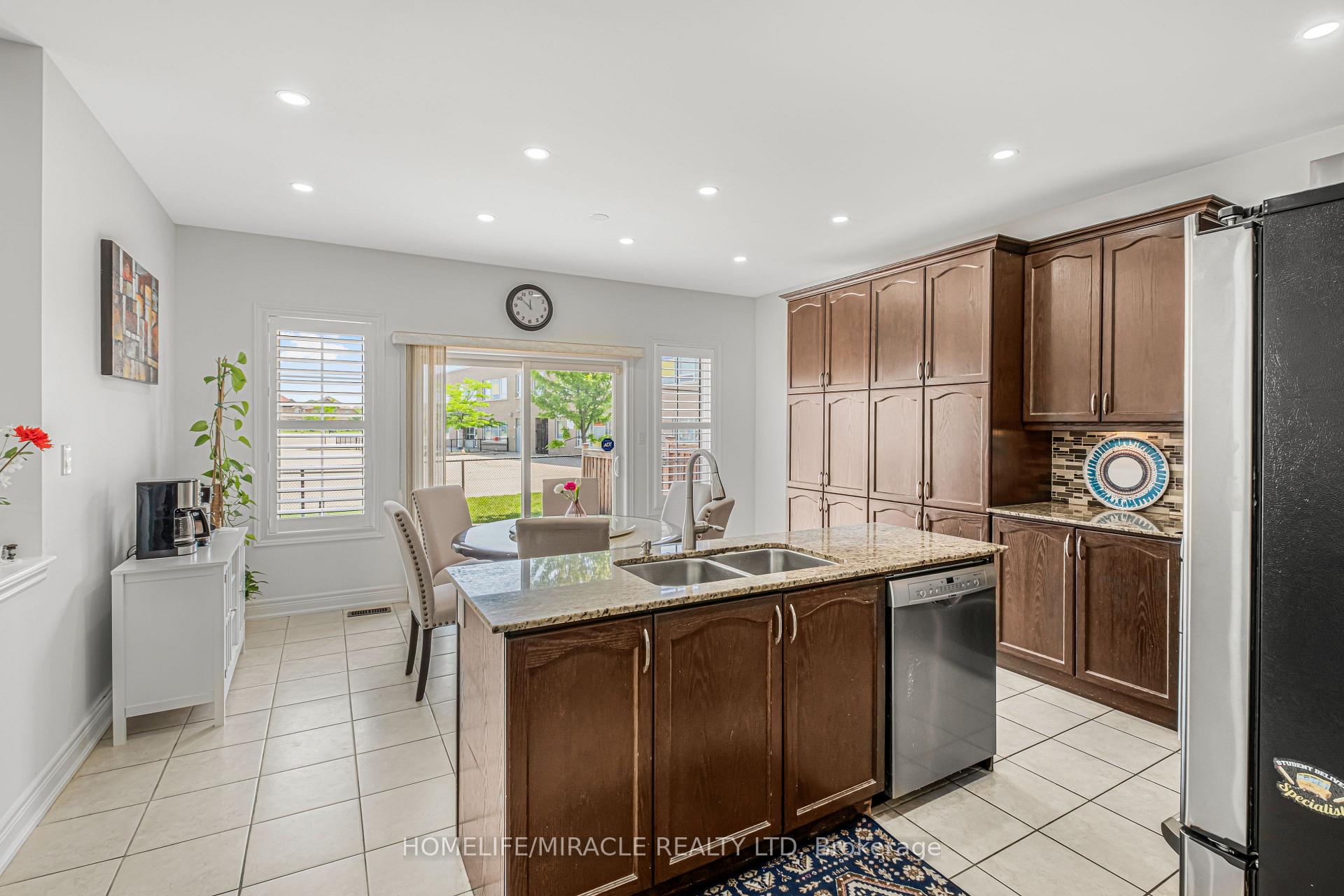 Photo 32 of 5 Meltwater Crescent, Brampton, Bram East — HOMEH