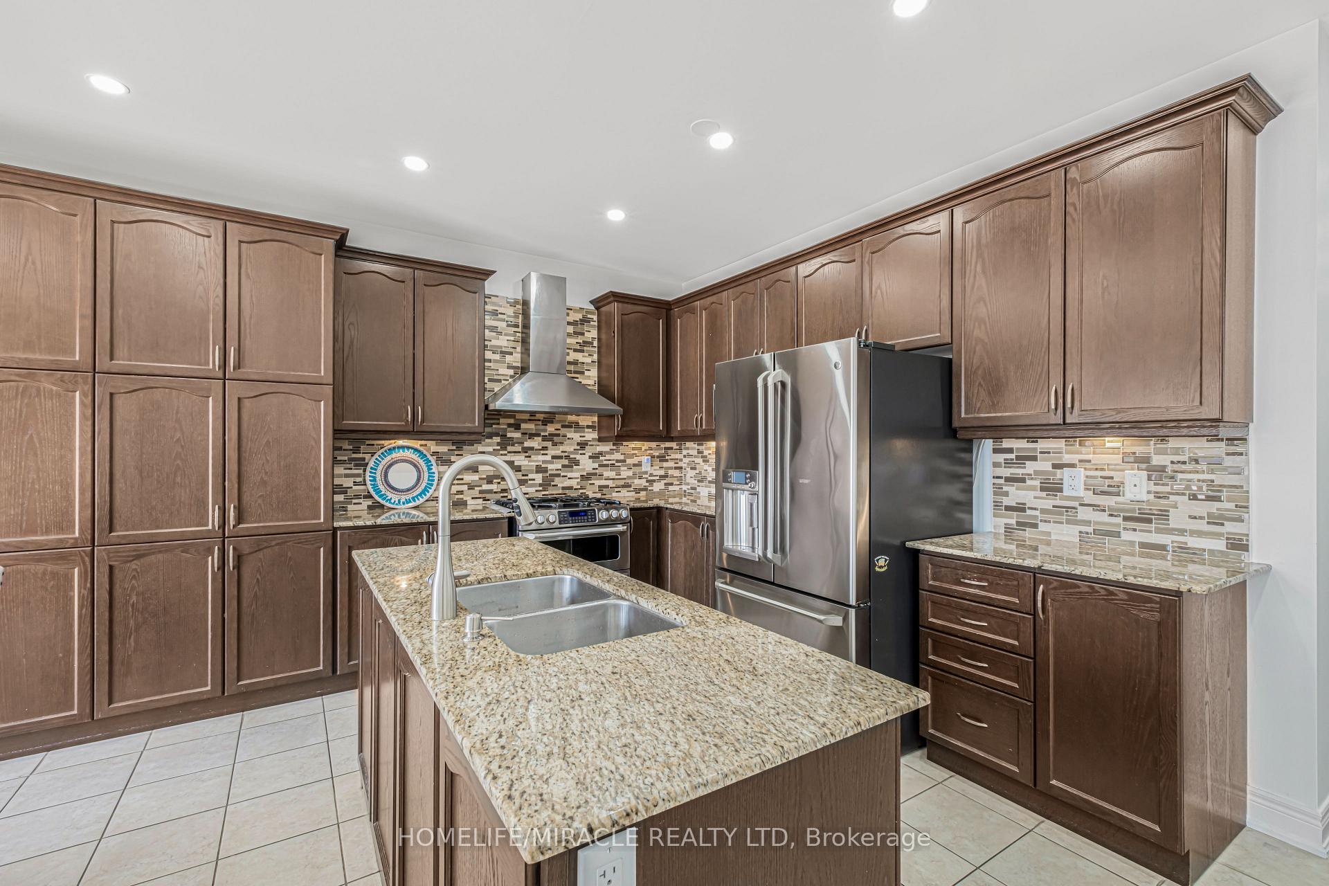 Photo 18 of 5 Meltwater Crescent, Brampton, Bram East — HOMEH