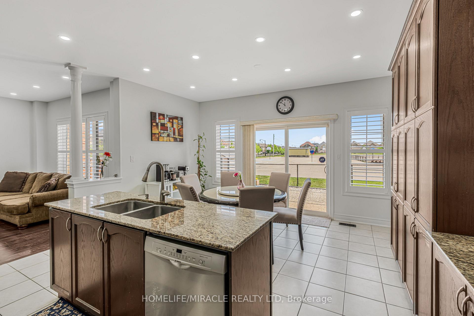 Photo 16 of 5 Meltwater Crescent, Brampton, Bram East — HOMEH