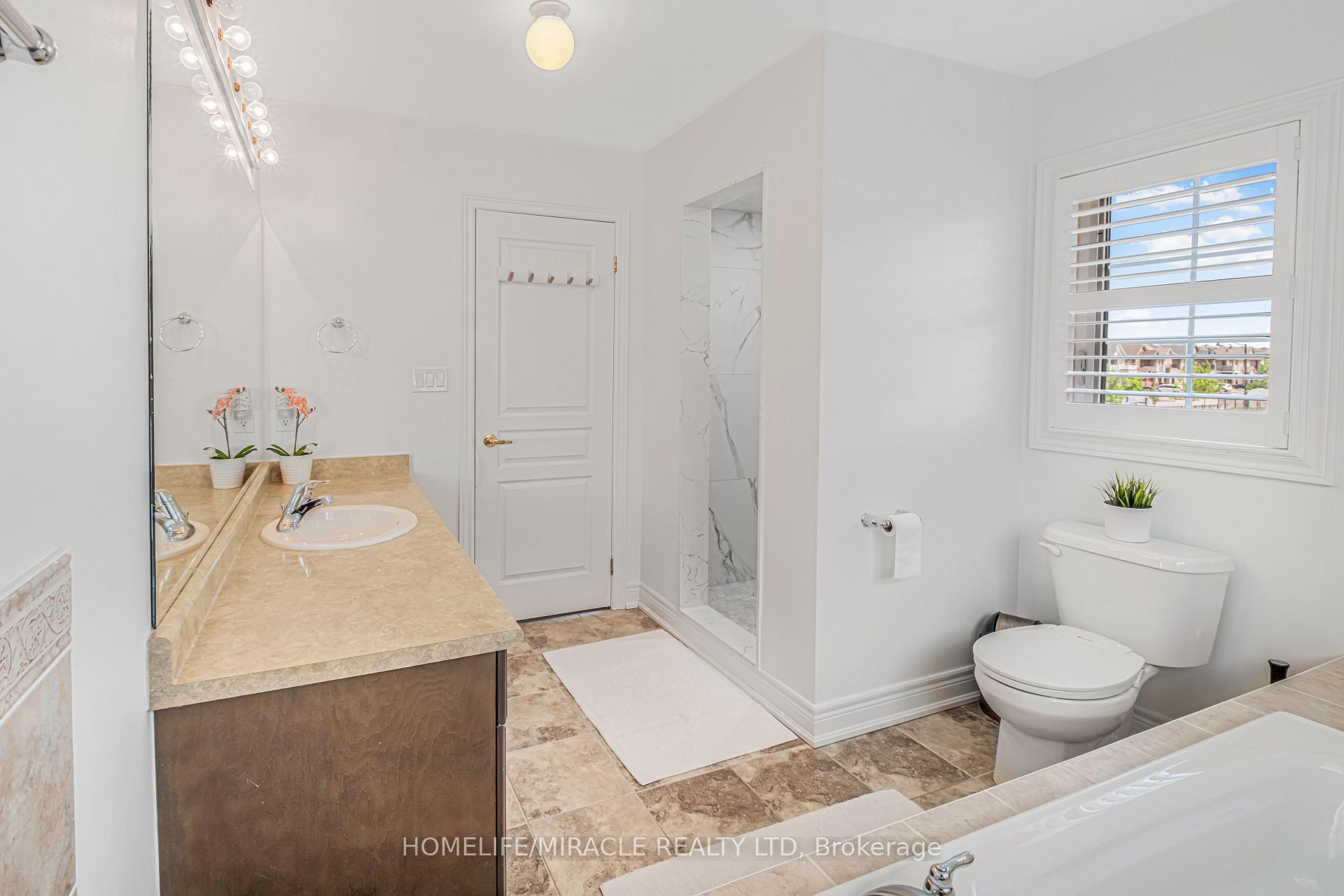 Photo 33 of 5 Meltwater Crescent, Brampton, Bram East — HOMEH