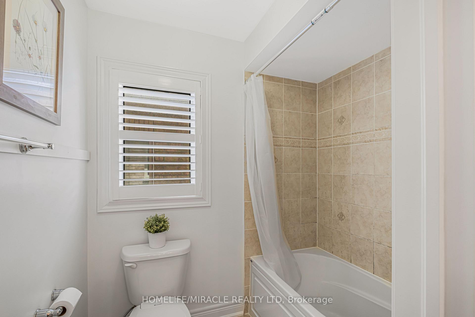 Photo 15 of 5 Meltwater Crescent, Brampton, Bram East — HOMEH
