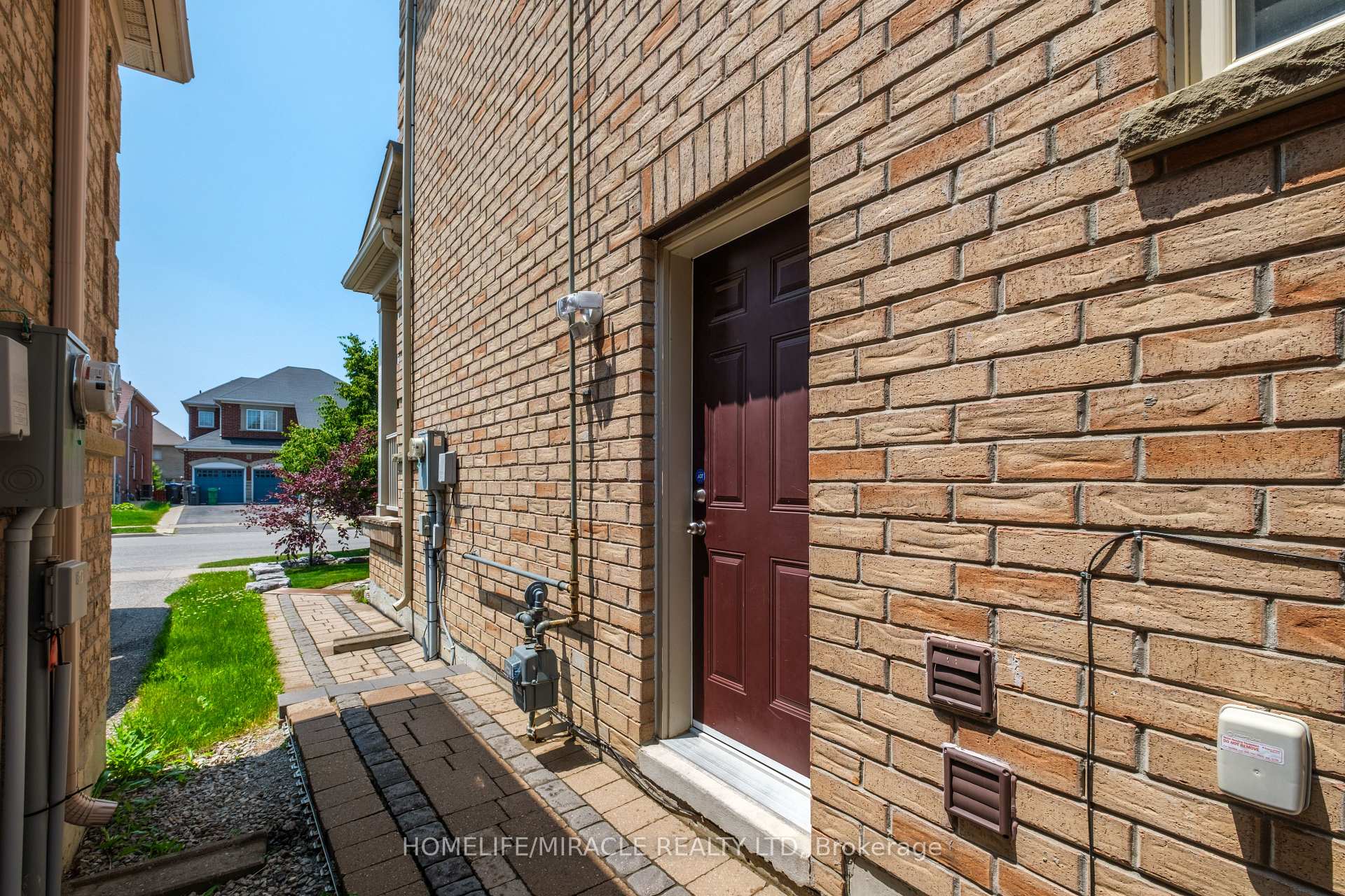 Photo 38 of 5 Meltwater Crescent, Brampton, Bram East — HOMEH