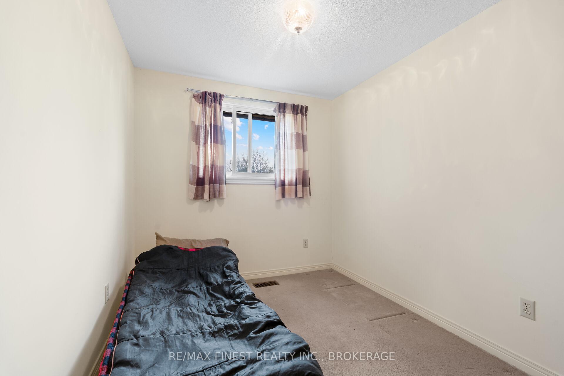 Photo 8 of 32 Bonny Lane, Kingston, Kingston East (Incl Barret Crt) — HOMEH
