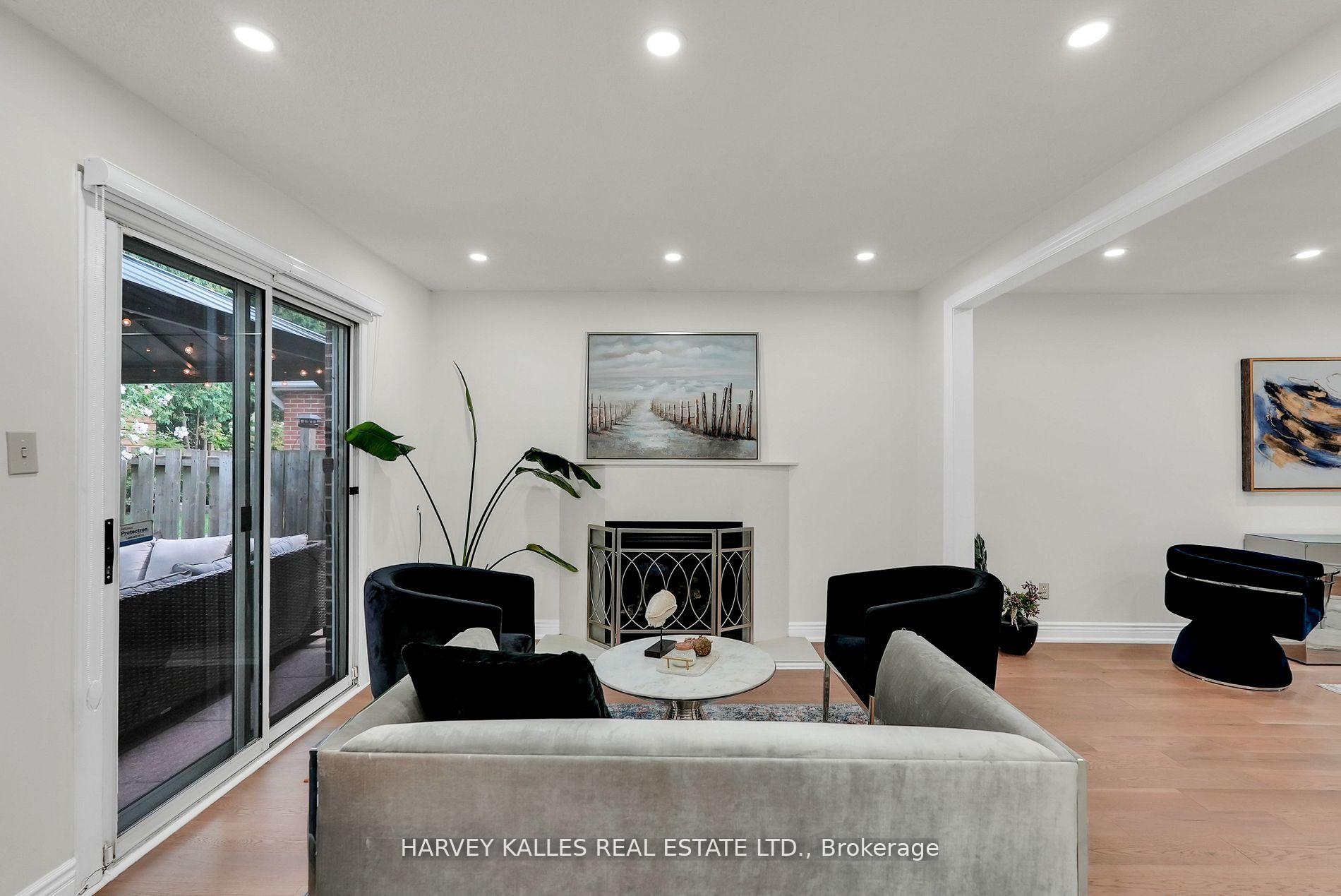 Photo 7 of 36 Aberfeldy Crescent, Markham, German Mills — HOMEH