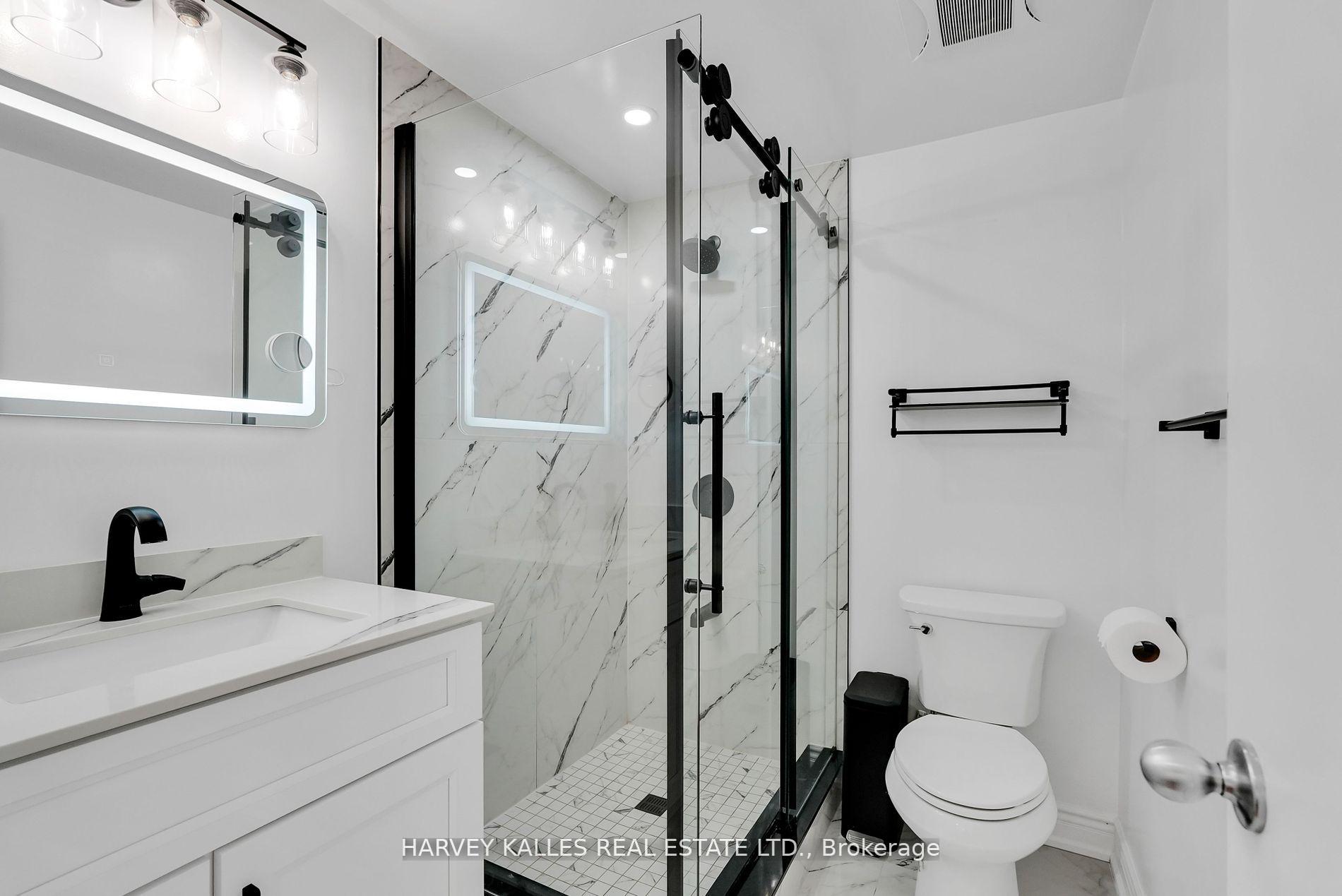 Photo 13 of 36 Aberfeldy Crescent, Markham, German Mills — HOMEH