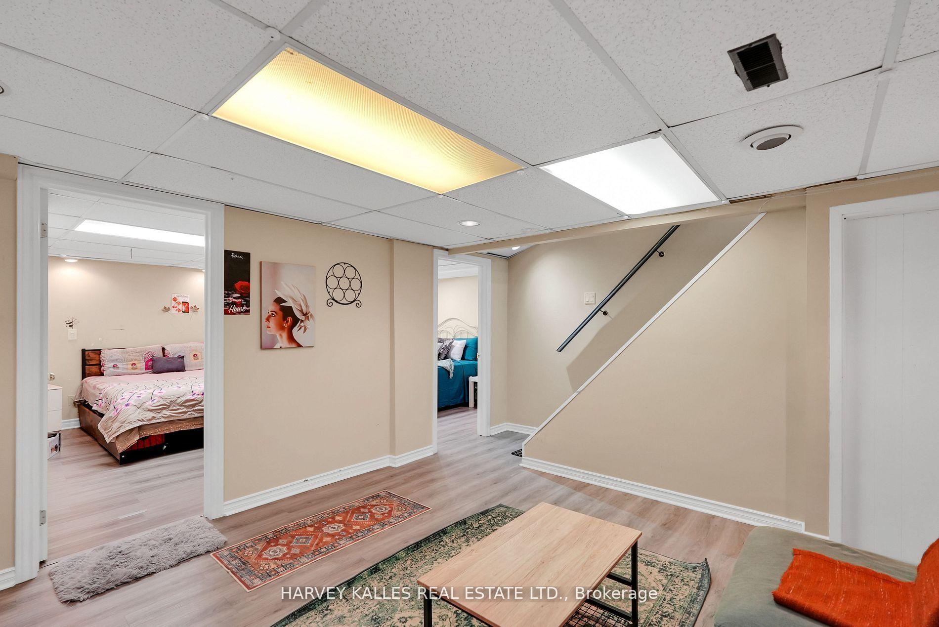 Photo 22 of 36 Aberfeldy Crescent, Markham, German Mills — HOMEH