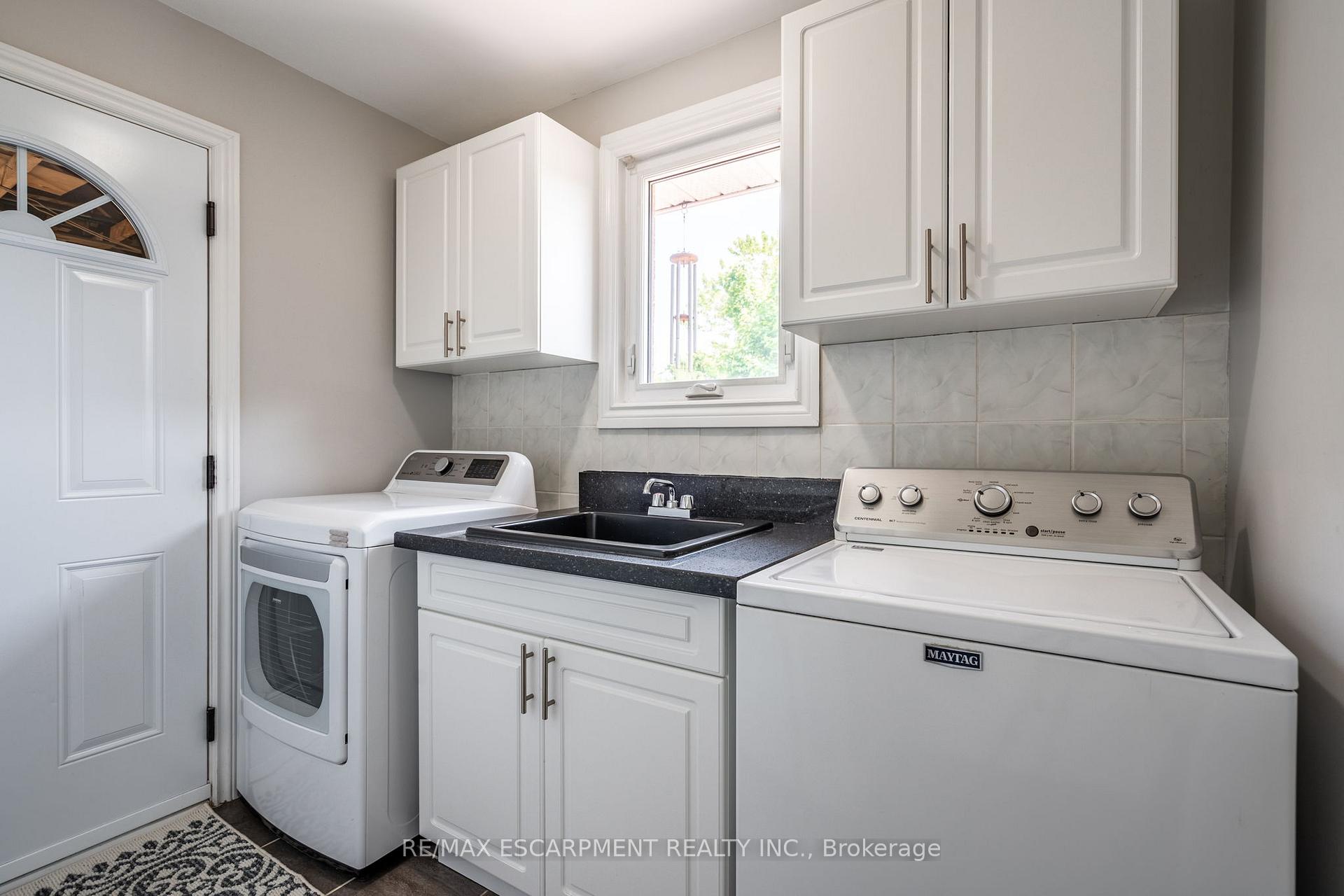 Photo 19 of 19 Savona Crescent, Hamilton, Rural Flamborough — HOMEH
