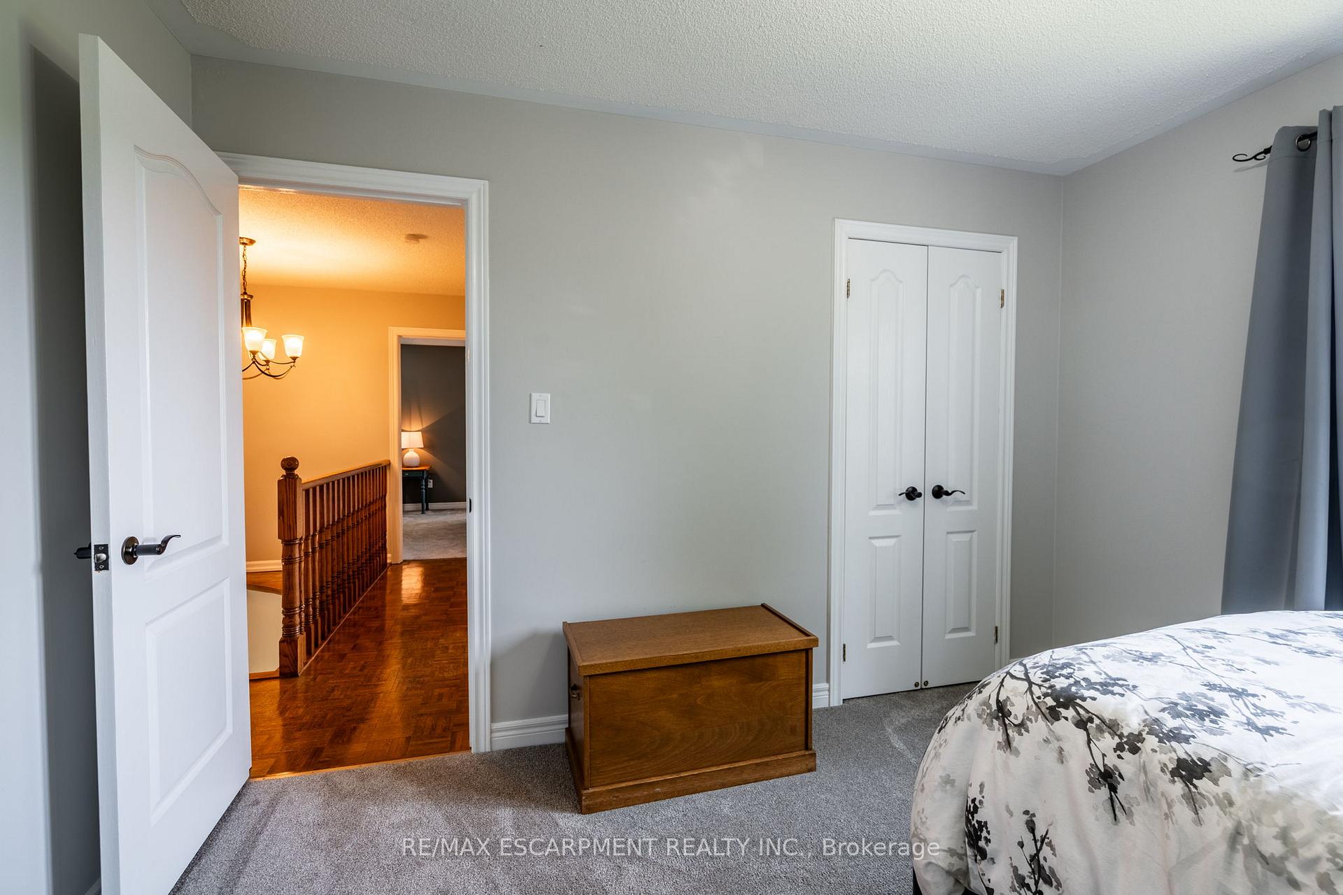 Photo 49 of 19 Savona Crescent, Hamilton, Rural Flamborough — HOMEH