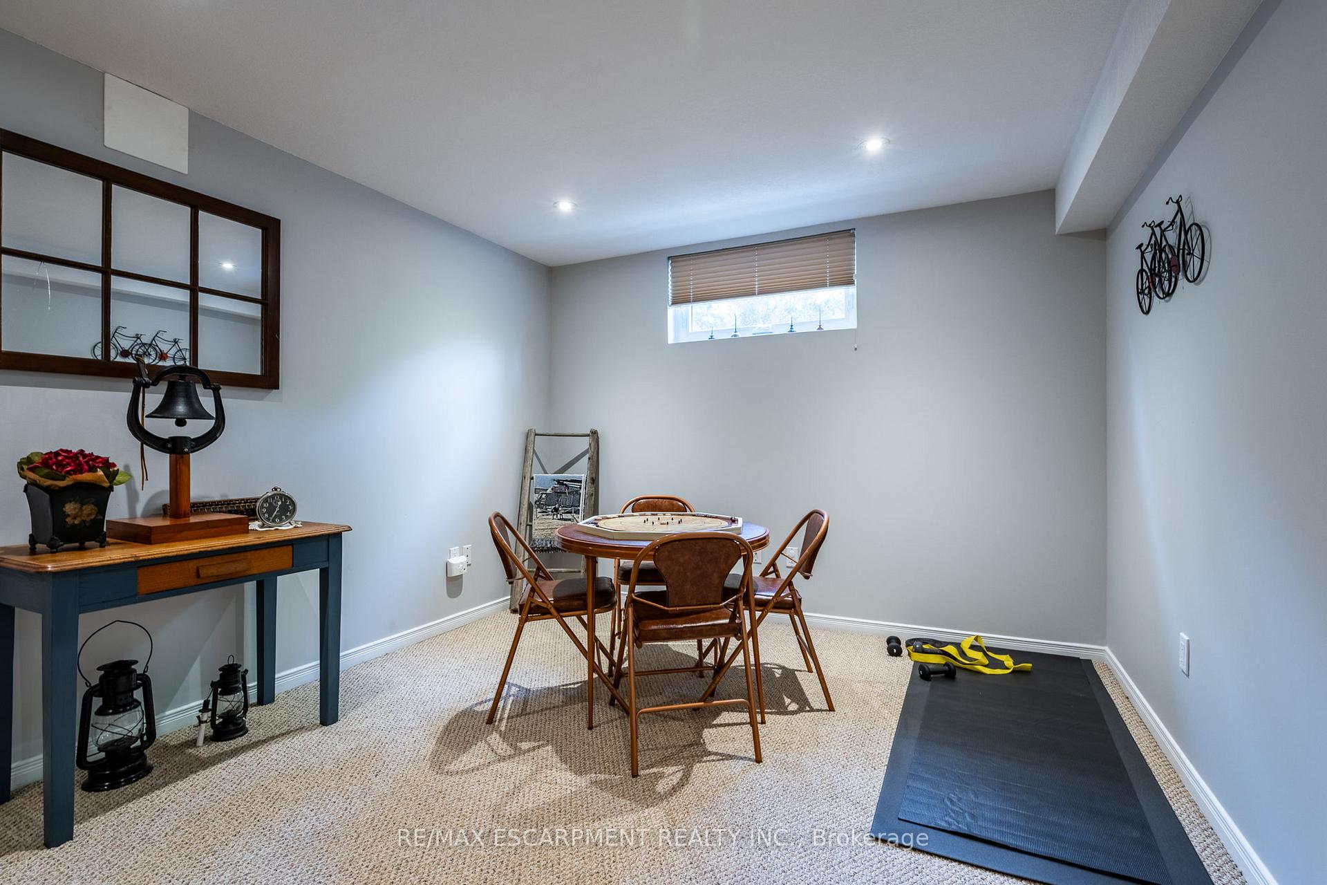 Photo 27 of 19 Savona Crescent, Hamilton, Rural Flamborough — HOMEH