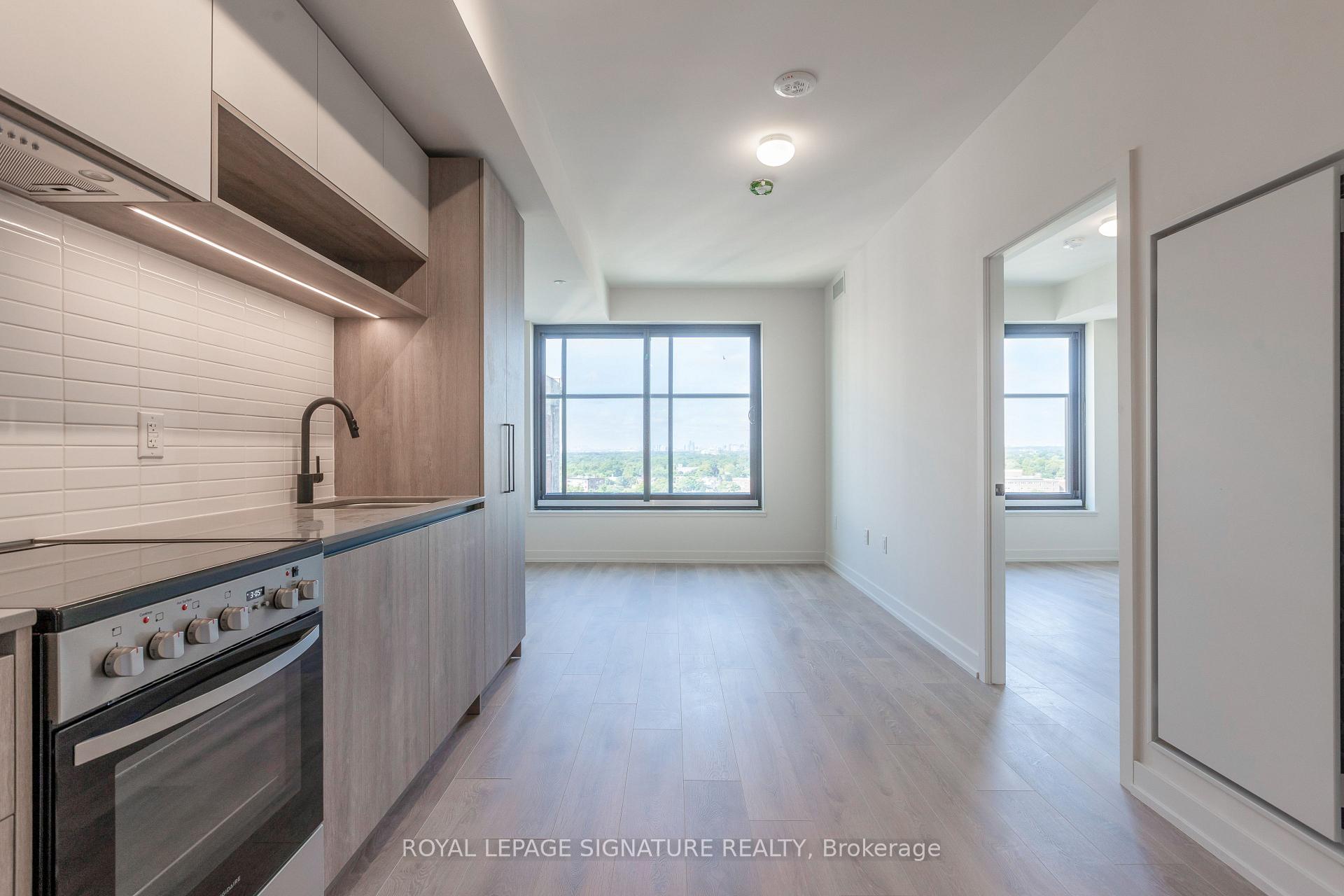 Photo 4 of Unit 1409, 181 Sterling Rd, Toronto, Dufferin Grove — HOMEH