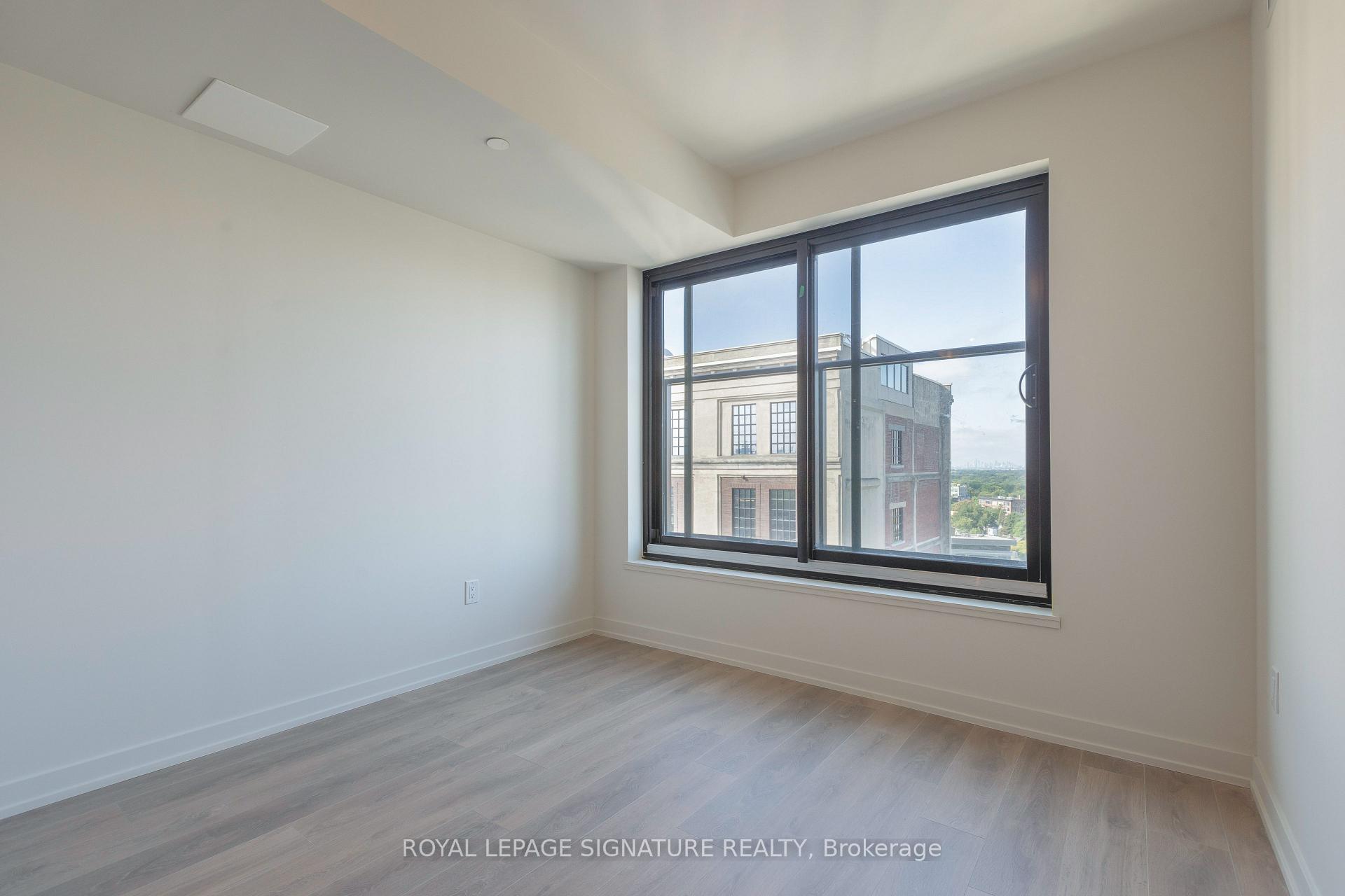 Photo 8 of Unit 1409, 181 Sterling Rd, Toronto, Dufferin Grove — HOMEH