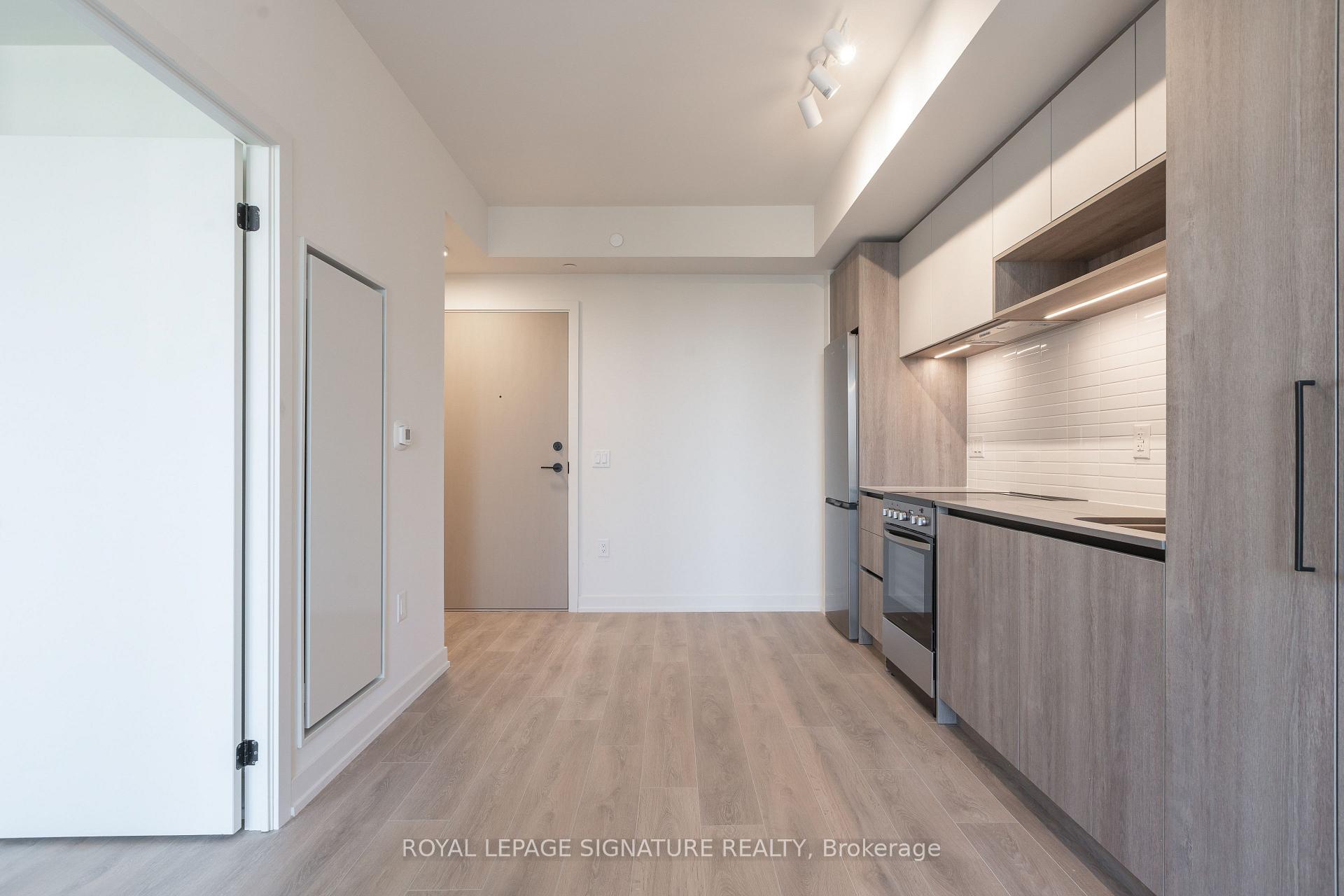 Photo 5 of Unit 1409, 181 Sterling Rd, Toronto, Dufferin Grove — HOMEH