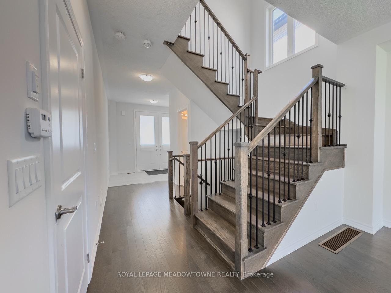 Photo 14 of 19 Lippa Drive, Caledon, Rural Caledon — HOMEH