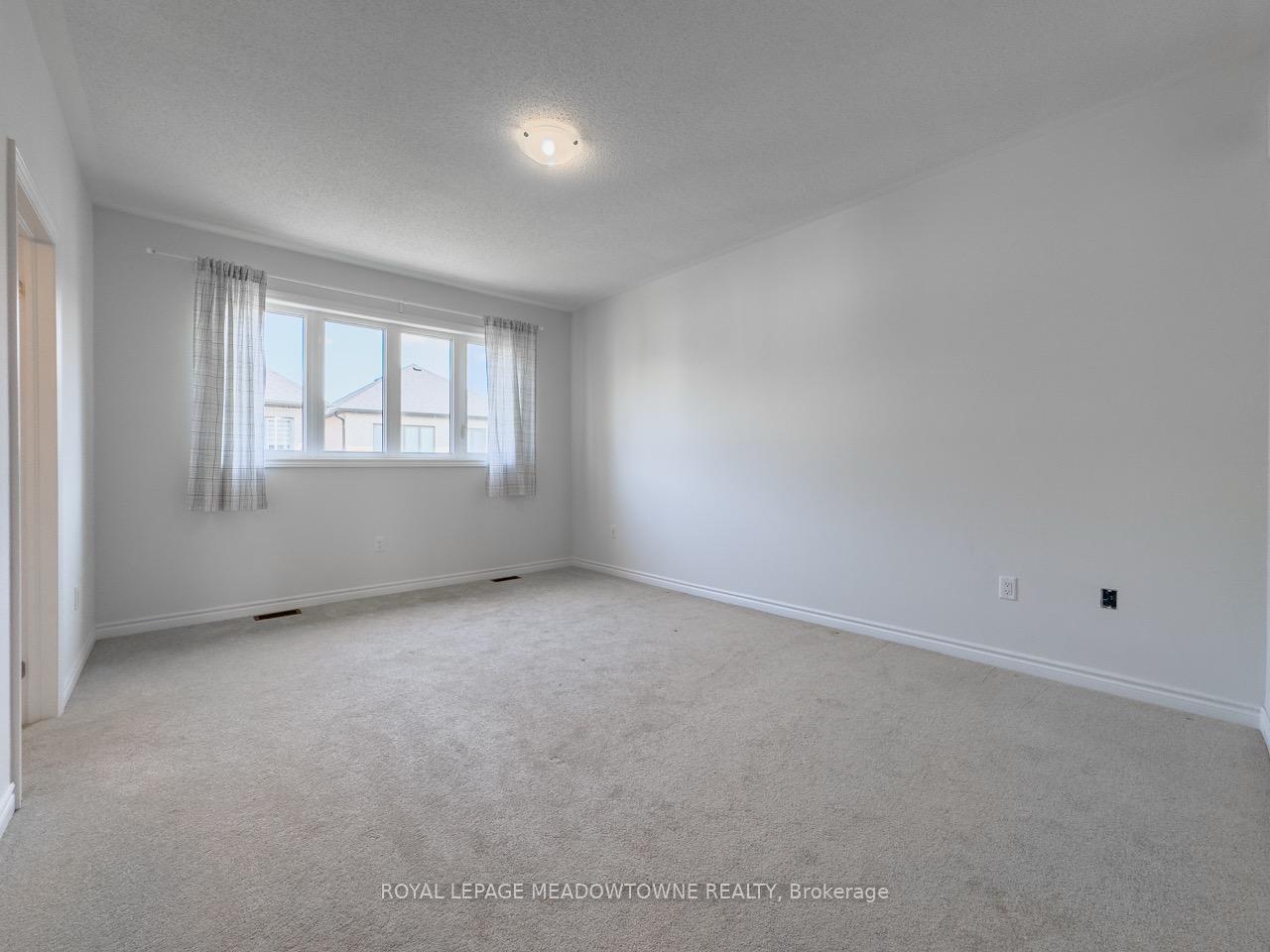 Photo 21 of 19 Lippa Drive, Caledon, Rural Caledon — HOMEH