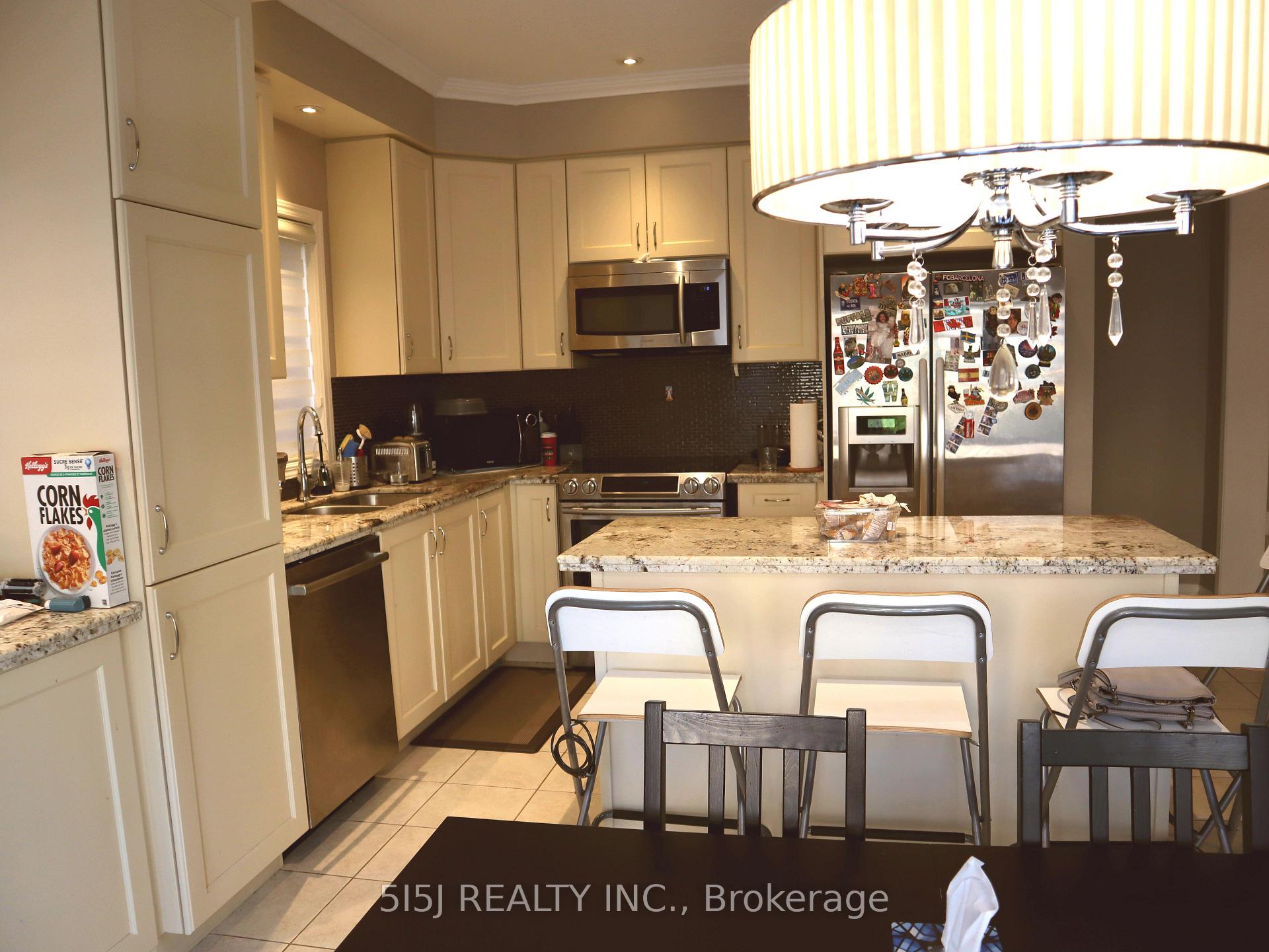 Photo 10 of 3349 Minerva Way, Burlington, Alton — HOMEH