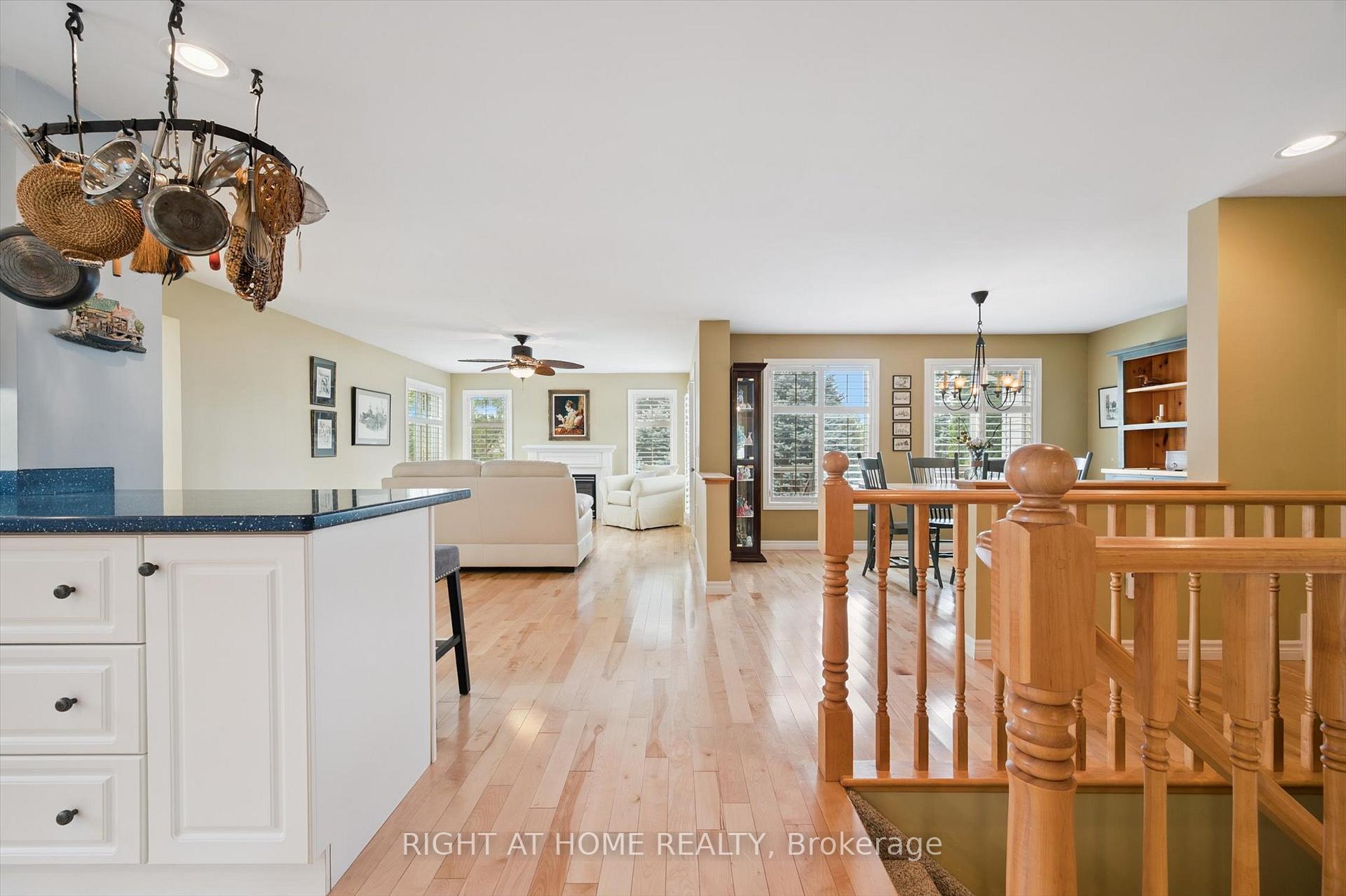 Photo 6 of 124 Crumlin Lane, Hamilton, Freelton — HOMEH