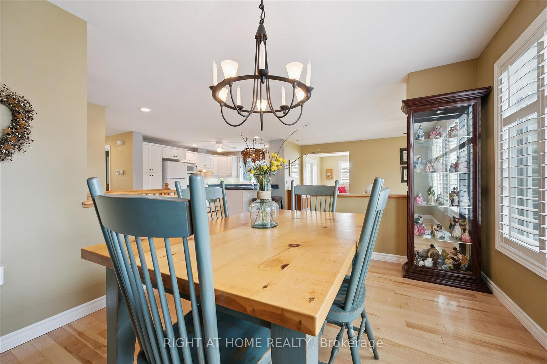 Photo 20 of 124 Crumlin Lane, Hamilton, Freelton — HOMEH