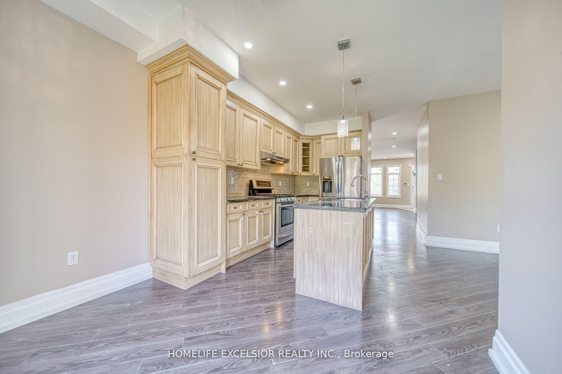 Photo 27 of 268 America Avenue, Vaughan, Maple — HOMEH