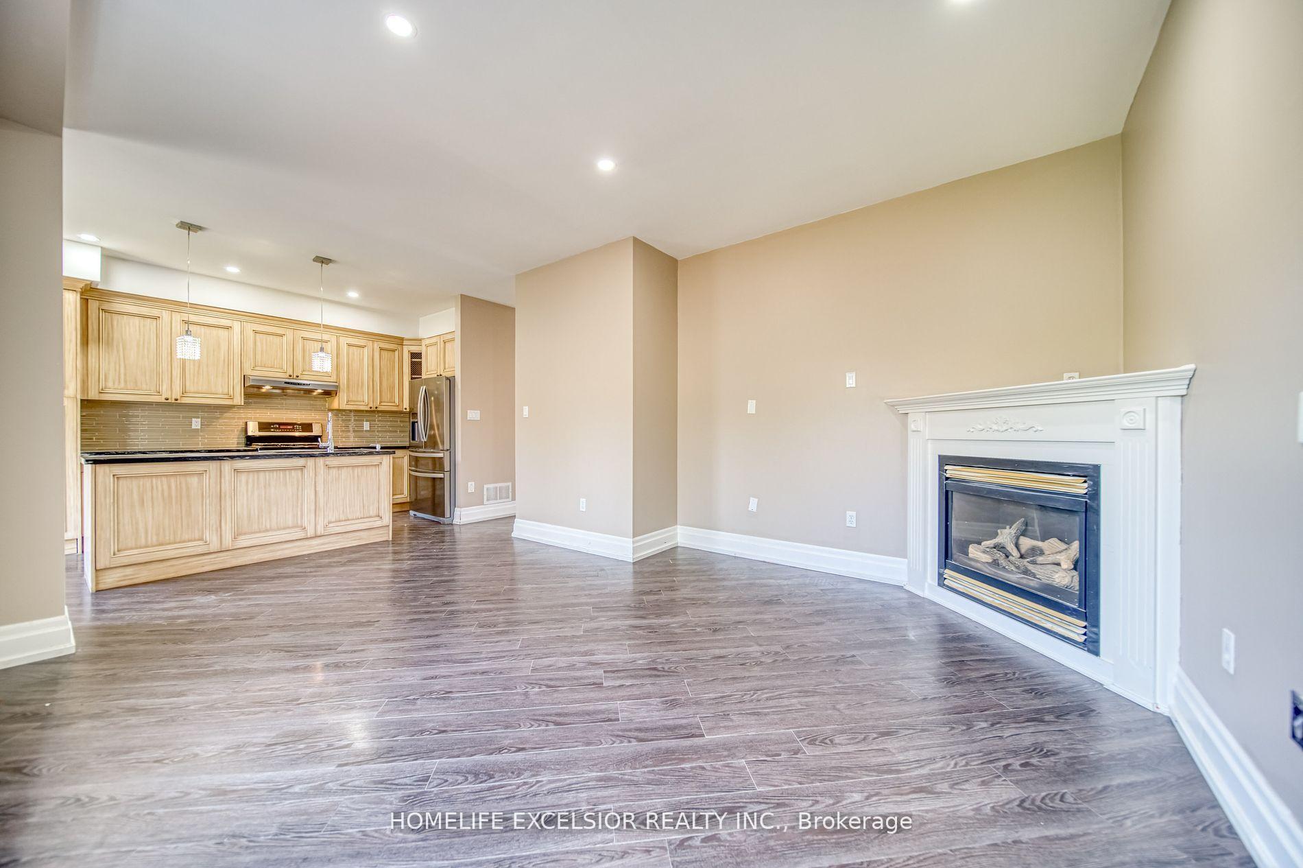 Photo 18 of 268 America Avenue, Vaughan, Maple — HOMEH
