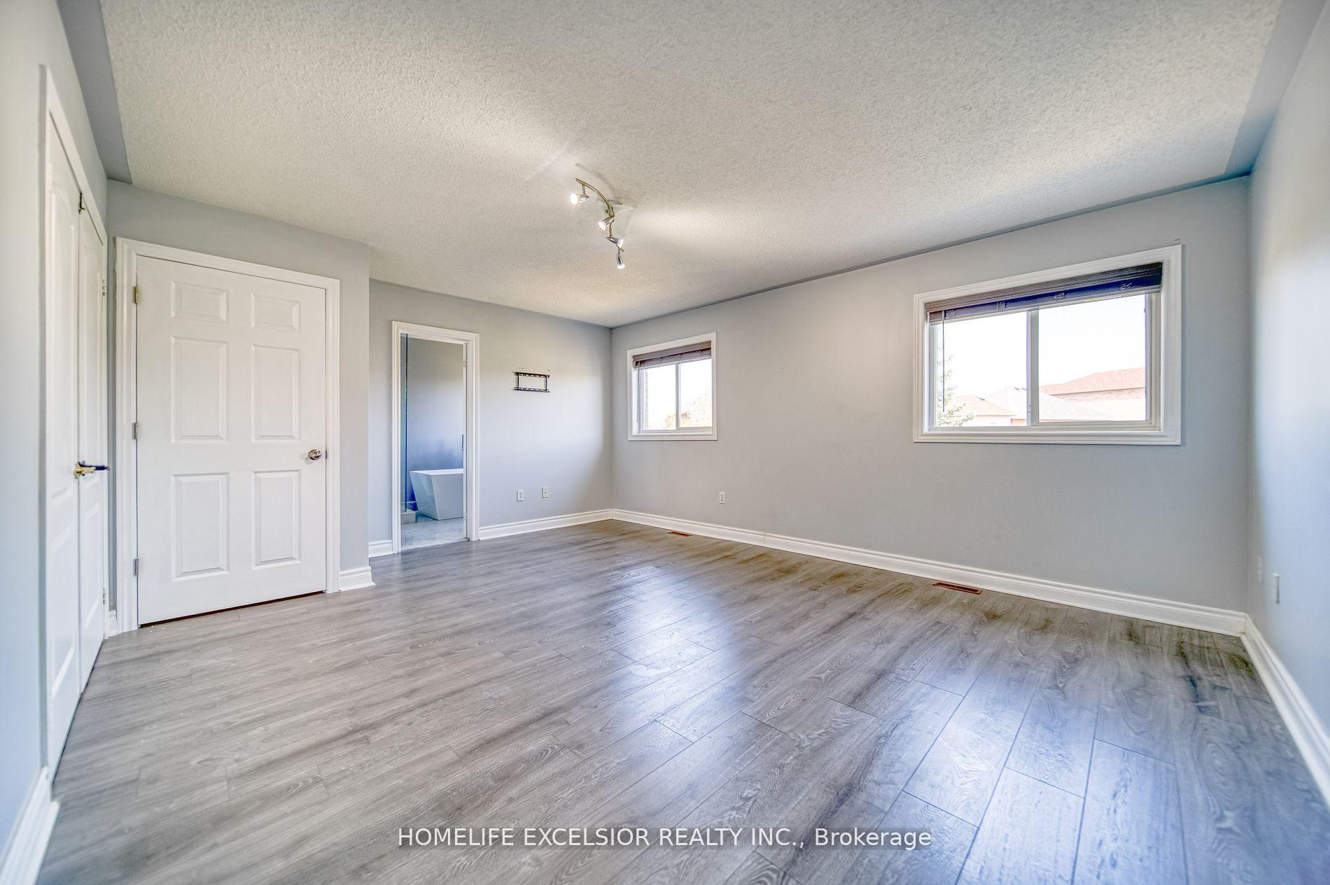 Photo 28 of 268 America Avenue, Vaughan, Maple — HOMEH