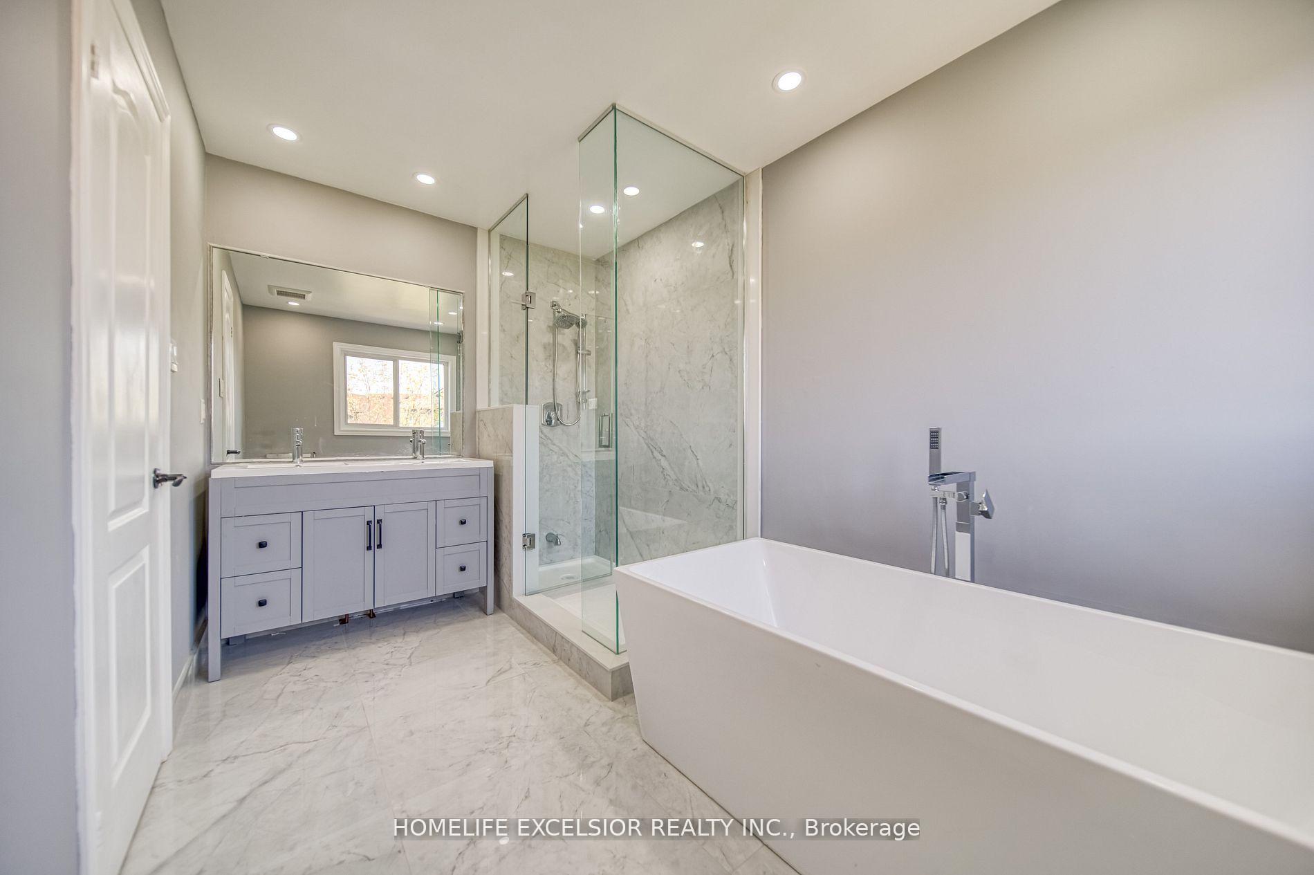 Photo 21 of 268 America Avenue, Vaughan, Maple — HOMEH