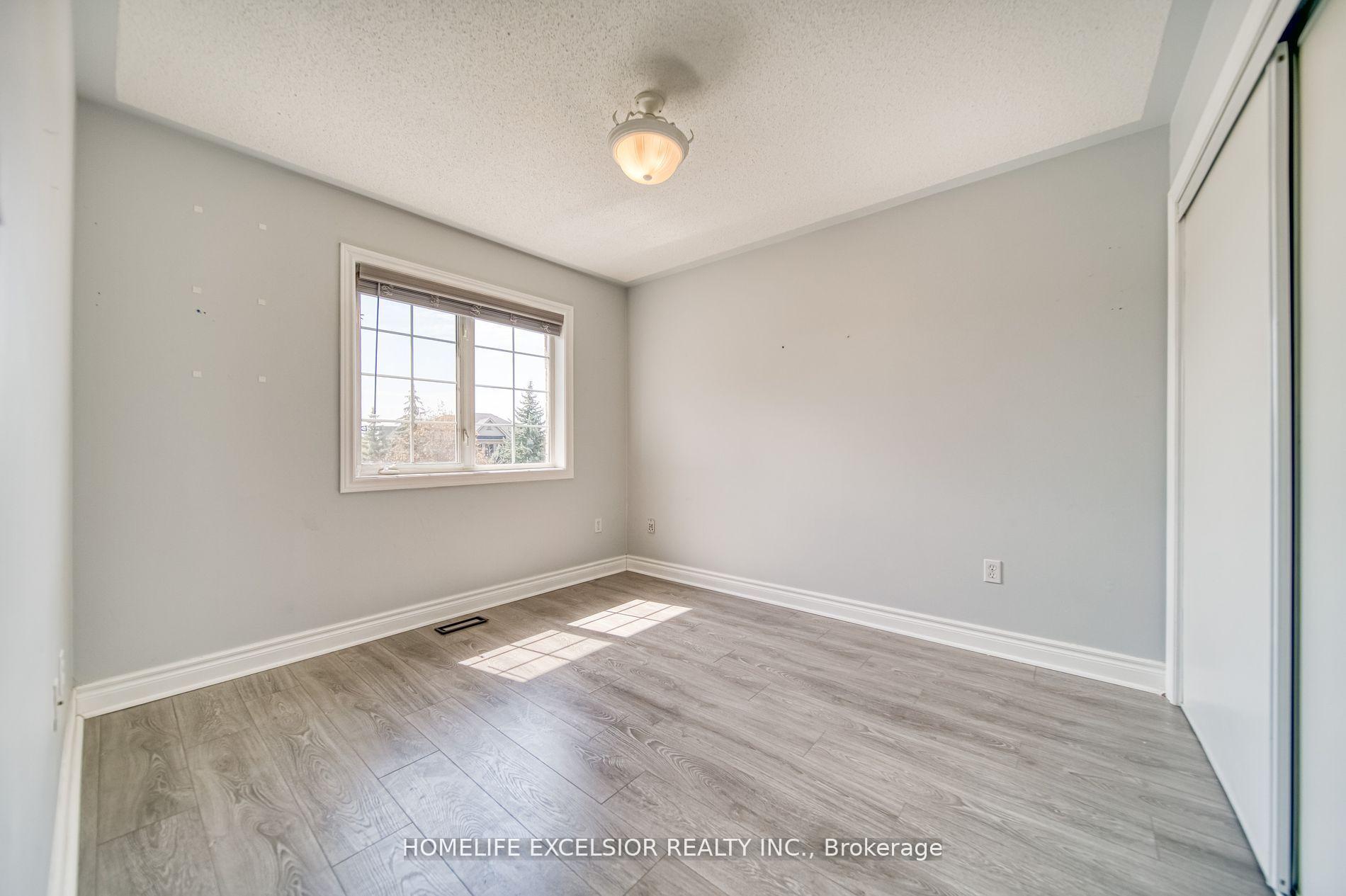 Photo 23 of 268 America Avenue, Vaughan, Maple — HOMEH