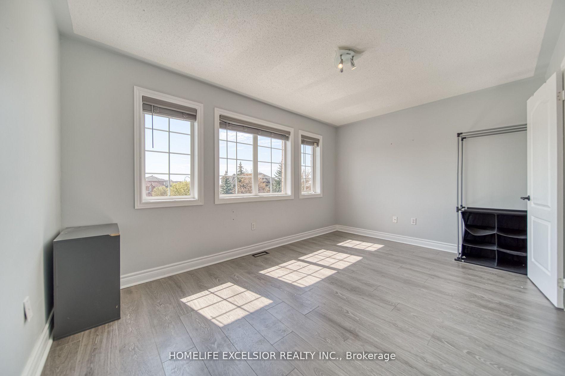 Photo 24 of 268 America Avenue, Vaughan, Maple — HOMEH