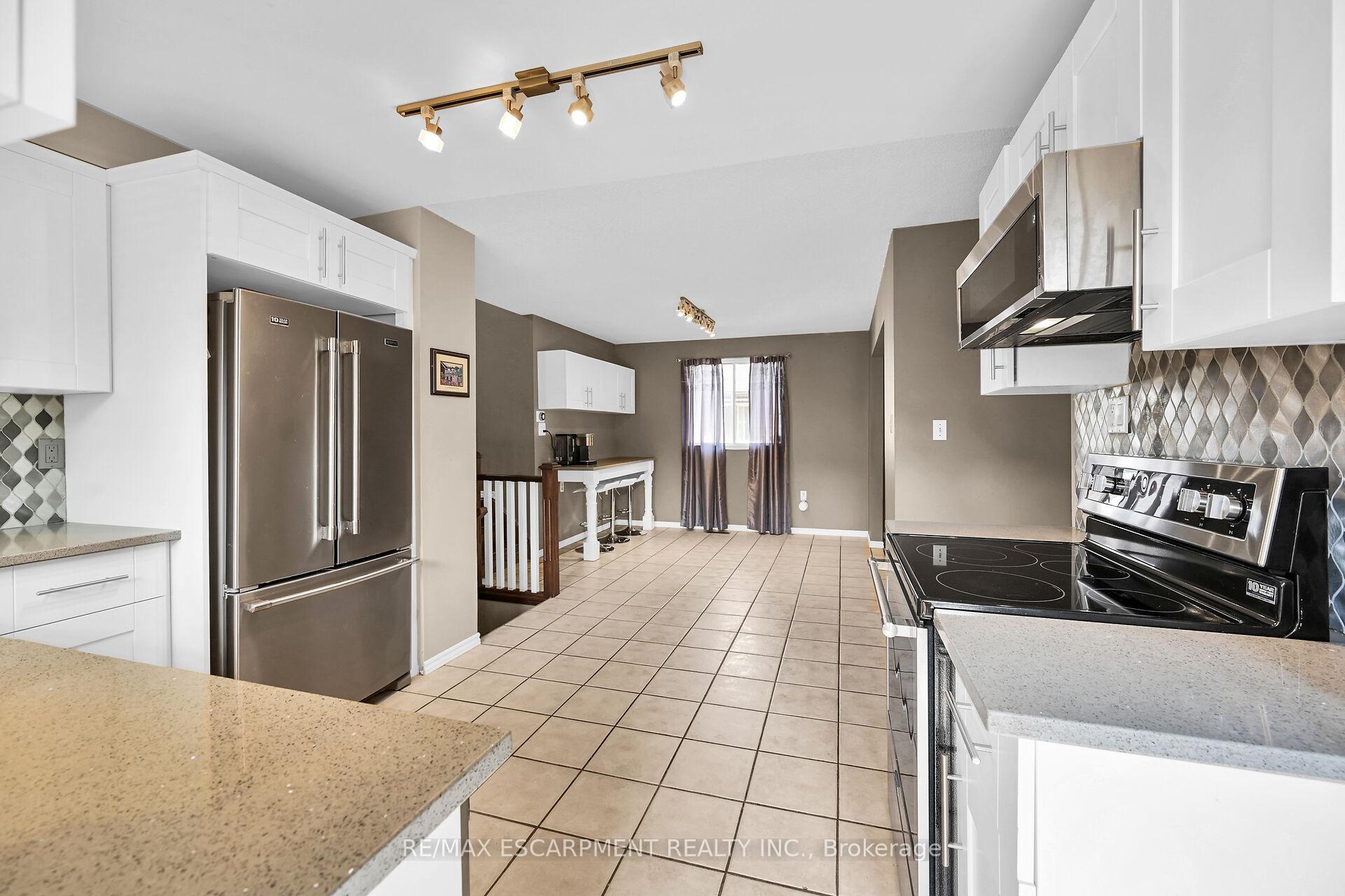 Photo 24 of 5 Ridell Crescent, Hamilton, Stoney Creek — HOMEH