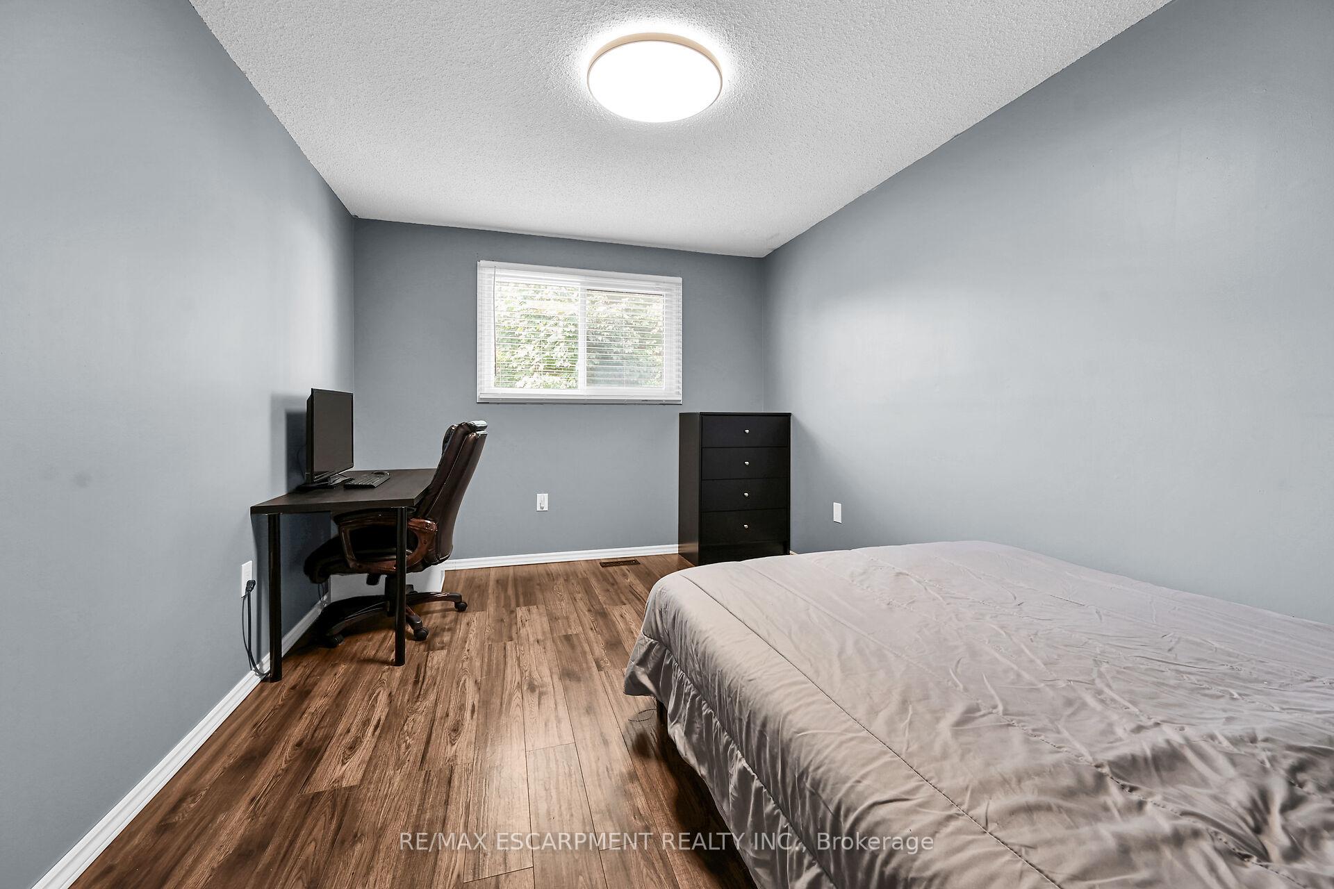 Photo 48 of 5 Ridell Crescent, Hamilton, Stoney Creek — HOMEH