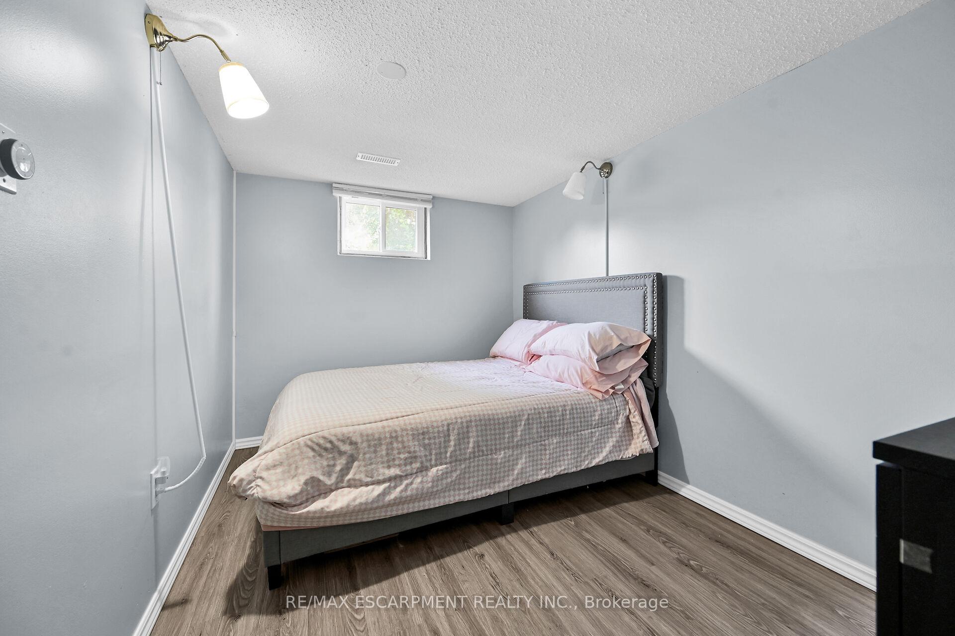 Photo 30 of 5 Ridell Crescent, Hamilton, Stoney Creek — HOMEH