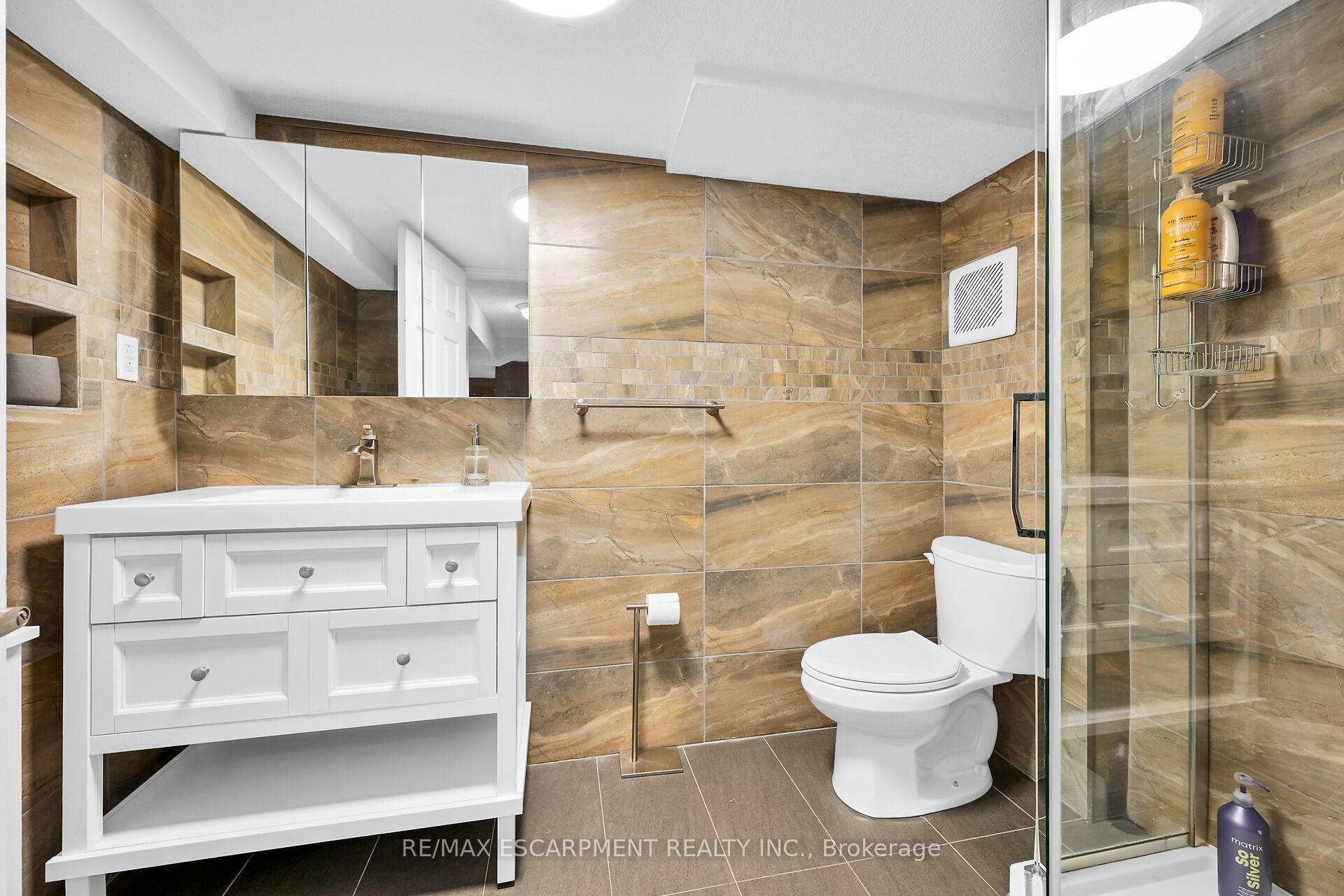 Photo 28 of 5 Ridell Crescent, Hamilton, Stoney Creek — HOMEH