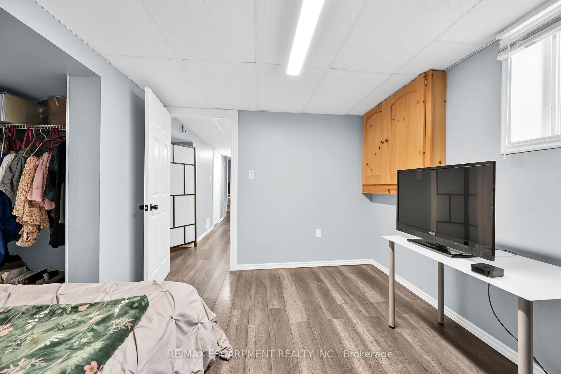 Photo 36 of 5 Ridell Crescent, Hamilton, Stoney Creek — HOMEH