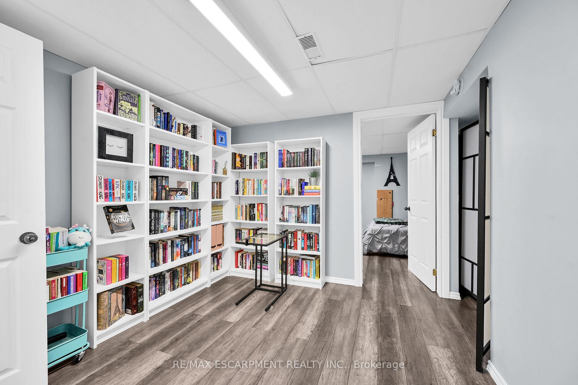 Photo 39 of 5 Ridell Crescent, Hamilton, Stoney Creek — HOMEH