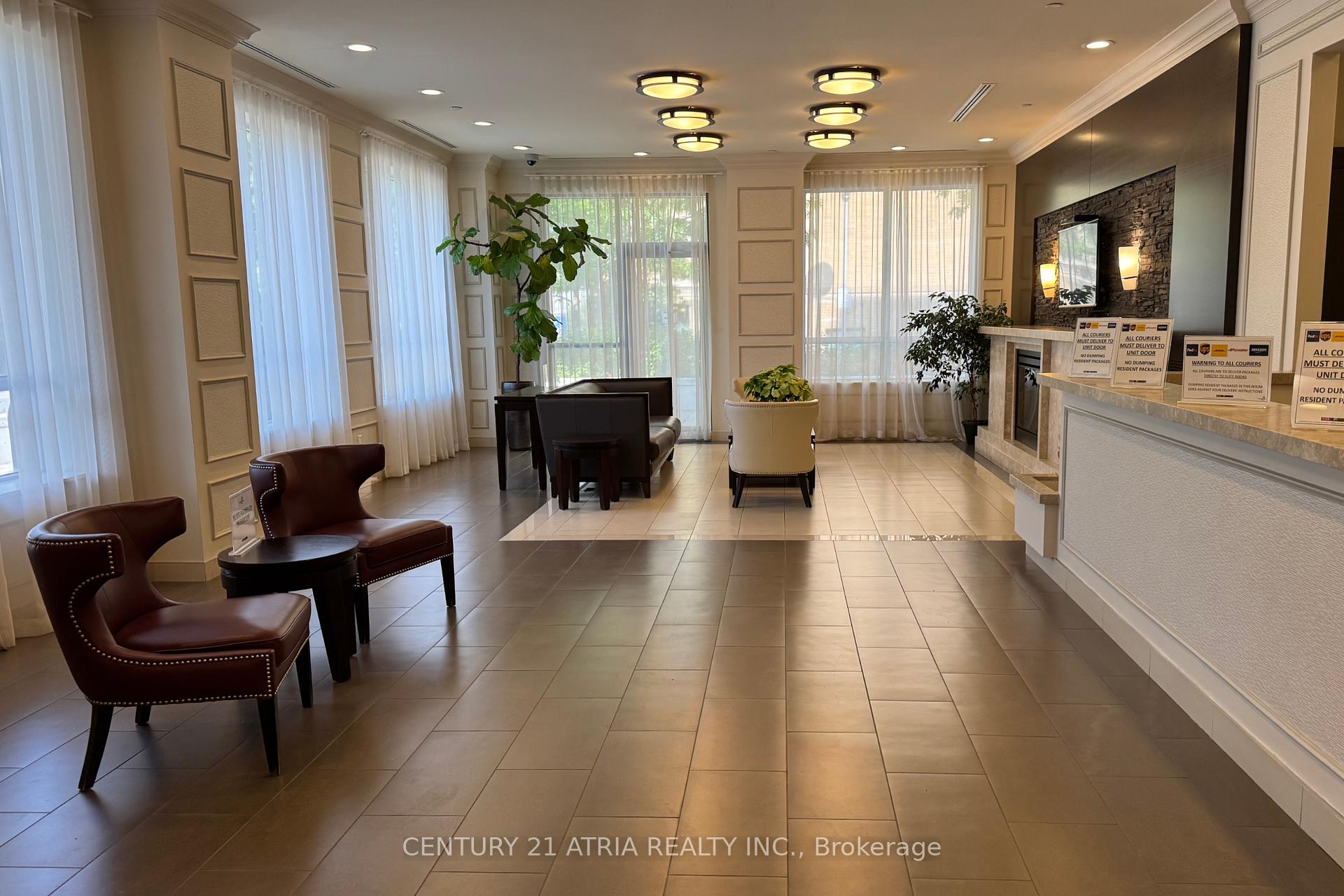 Photo 8 of Unit 408, 35 Saranac Boulevard, Toronto, Englemount-Lawrence — HOMEH