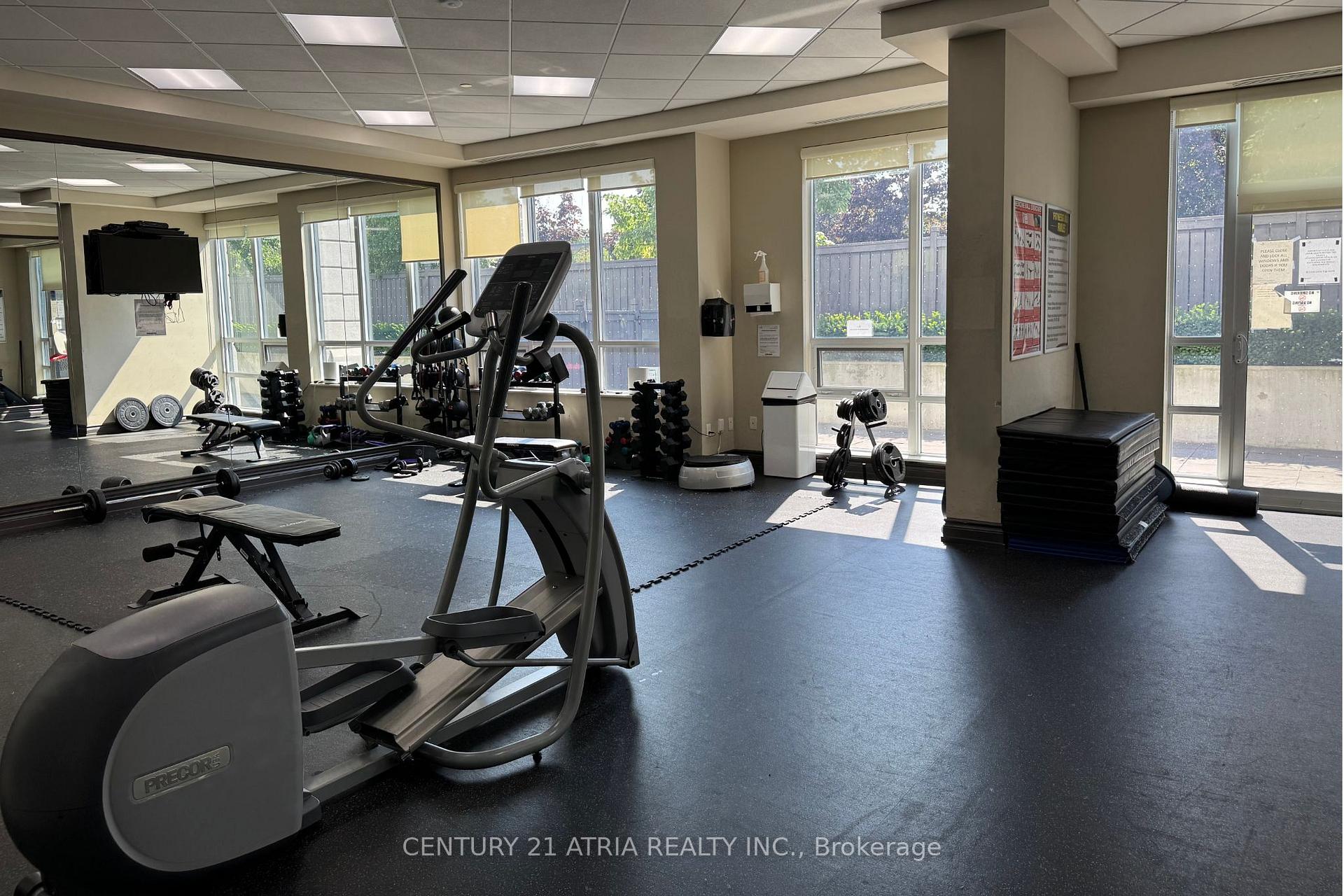 Photo 3 of Unit 408, 35 Saranac Boulevard, Toronto, Englemount-Lawrence — HOMEH
