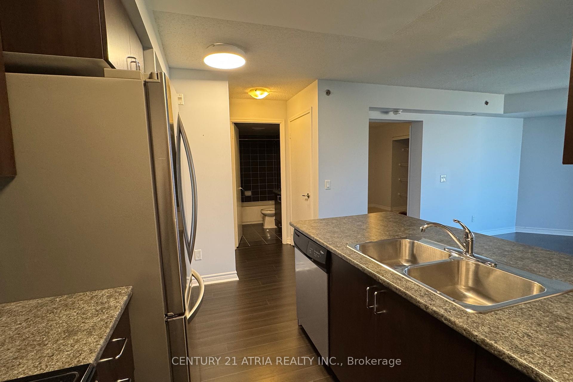 Photo 10 of Unit 408, 35 Saranac Boulevard, Toronto, Englemount-Lawrence — HOMEH