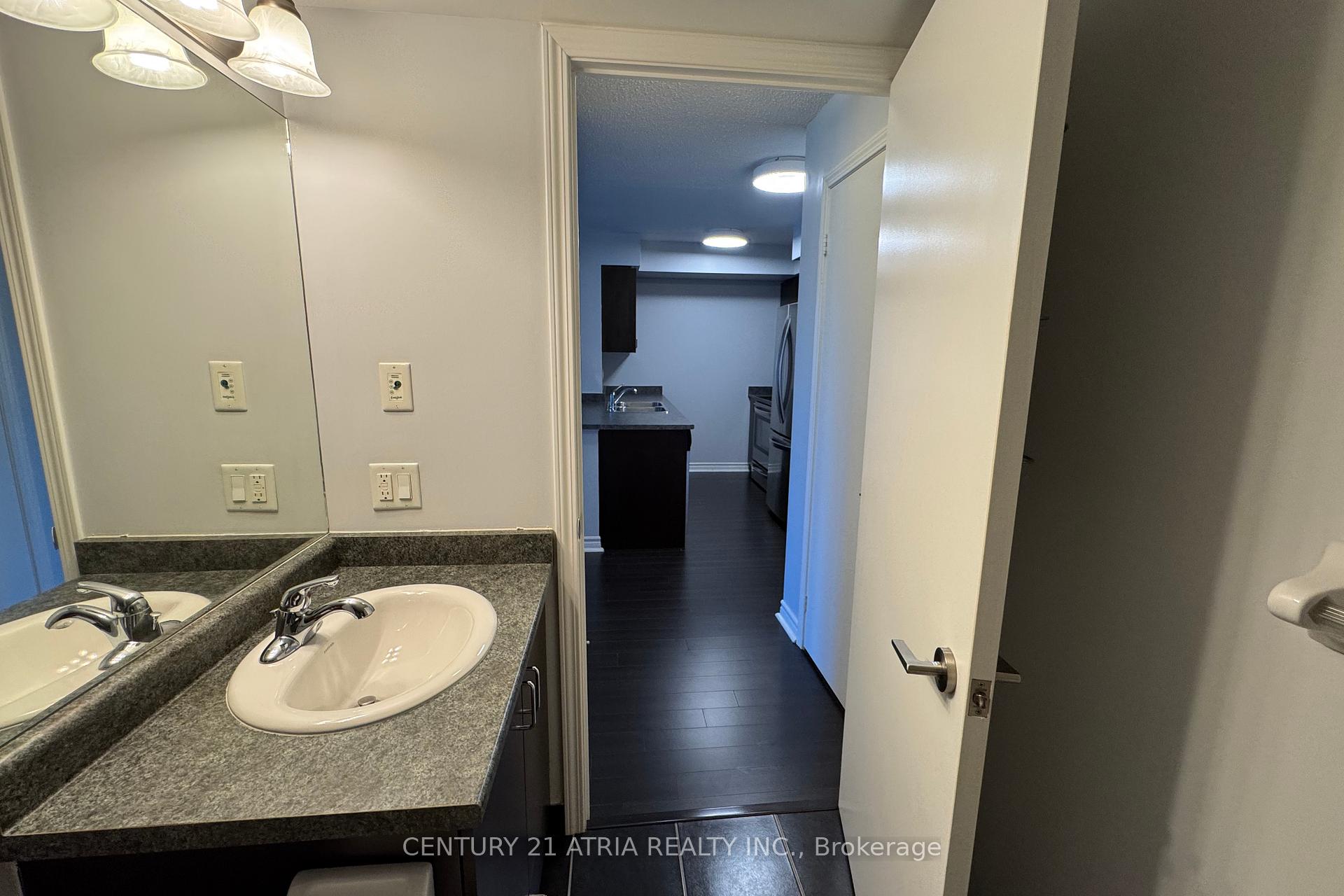 Photo 7 of Unit 408, 35 Saranac Boulevard, Toronto, Englemount-Lawrence — HOMEH