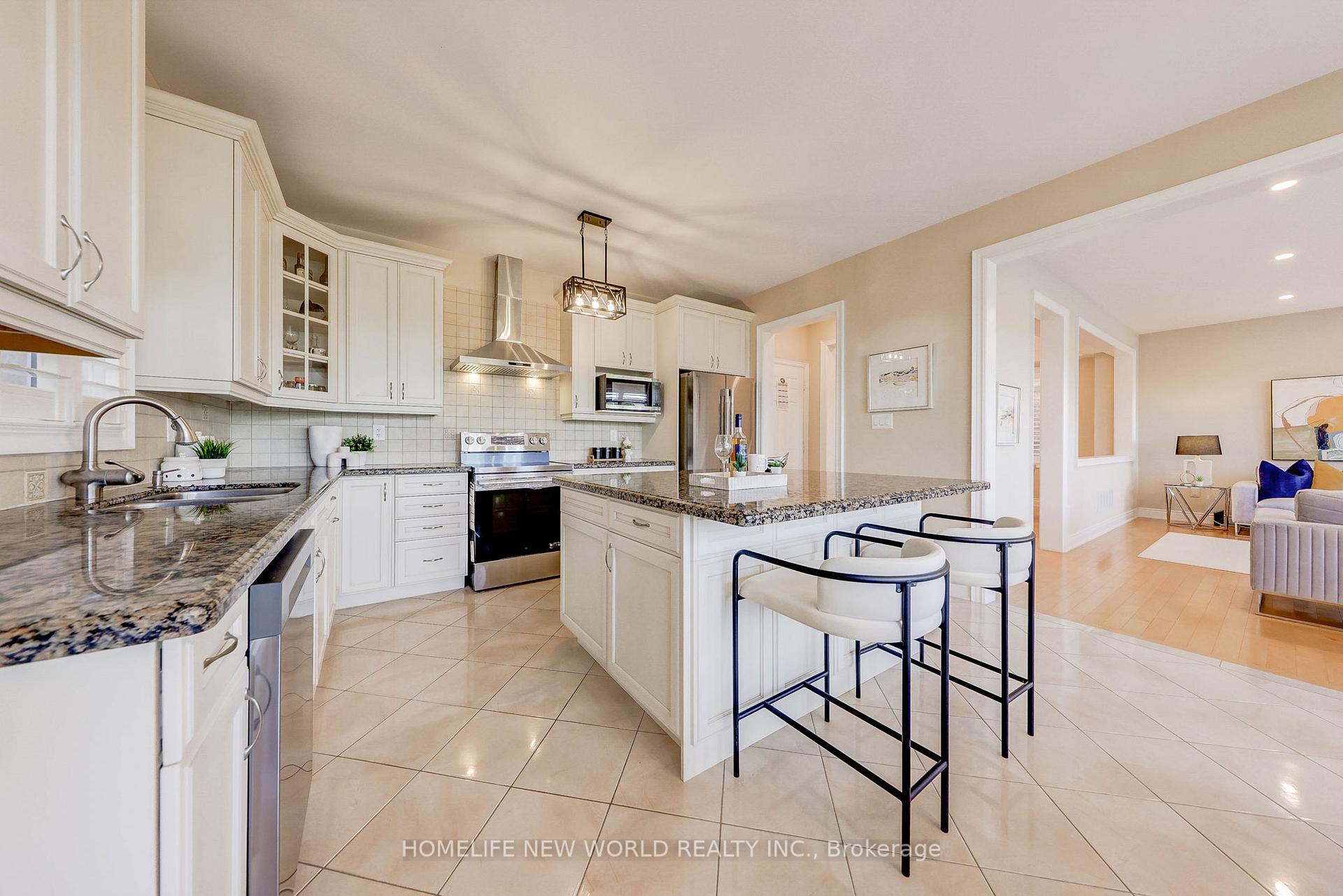Photo 16 of 16 Randolph Drive, Vaughan, Patterson — HOMEH