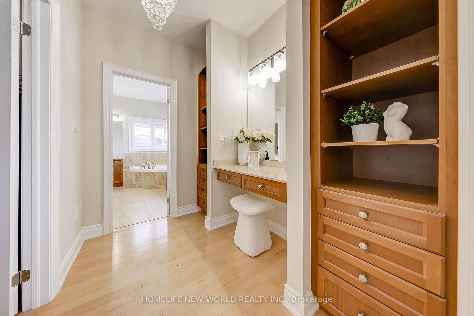 Photo 31 of 16 Randolph Drive, Vaughan, Patterson — HOMEH