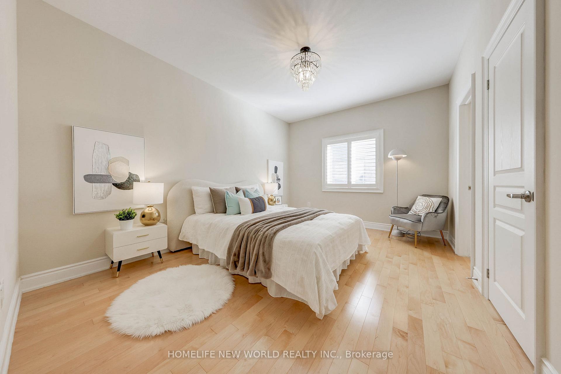 Photo 30 of 16 Randolph Drive, Vaughan, Patterson — HOMEH