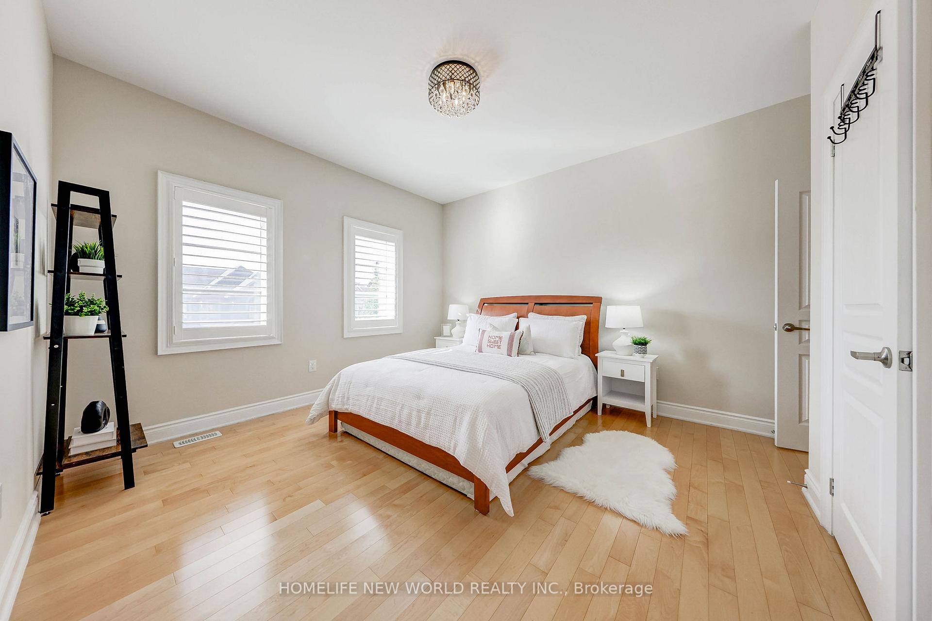 Photo 20 of 16 Randolph Drive, Vaughan, Patterson — HOMEH