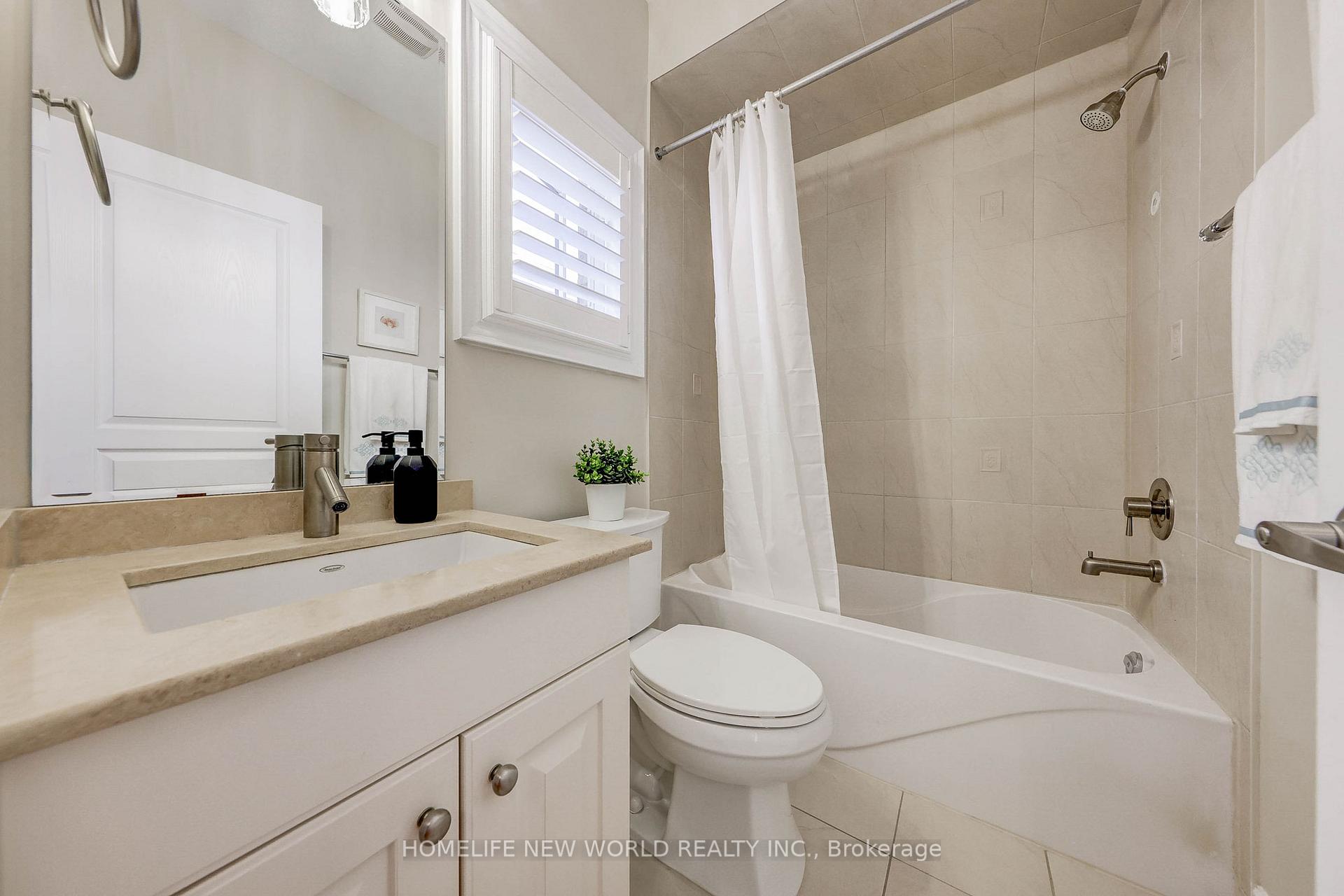 Photo 35 of 16 Randolph Drive, Vaughan, Patterson — HOMEH