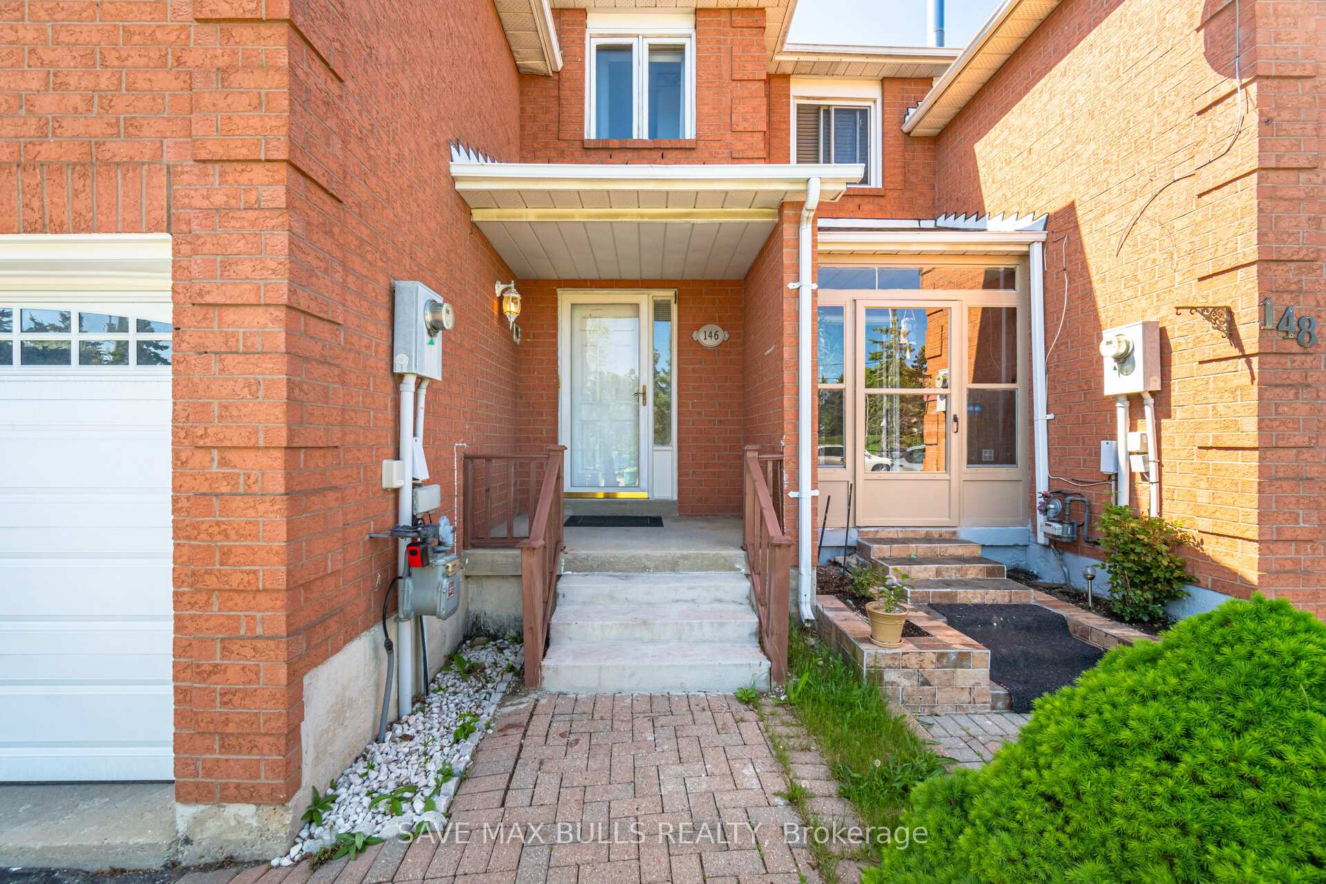 Photo 11 of 146 Toba Crescent, Brampton, Heart Lake East — HOMEH