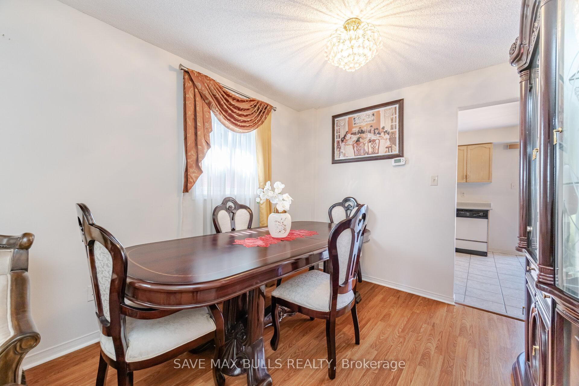 Photo 30 of 146 Toba Crescent, Brampton, Heart Lake East — HOMEH
