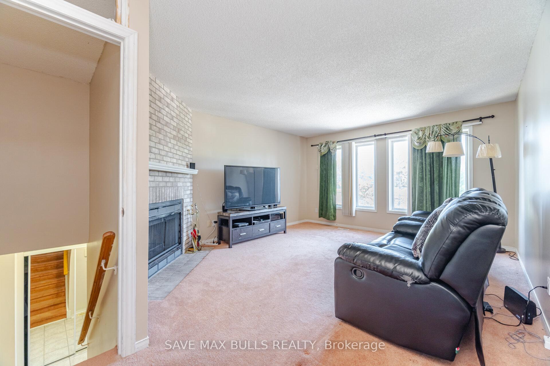 Photo 18 of 146 Toba Crescent, Brampton, Heart Lake East — HOMEH