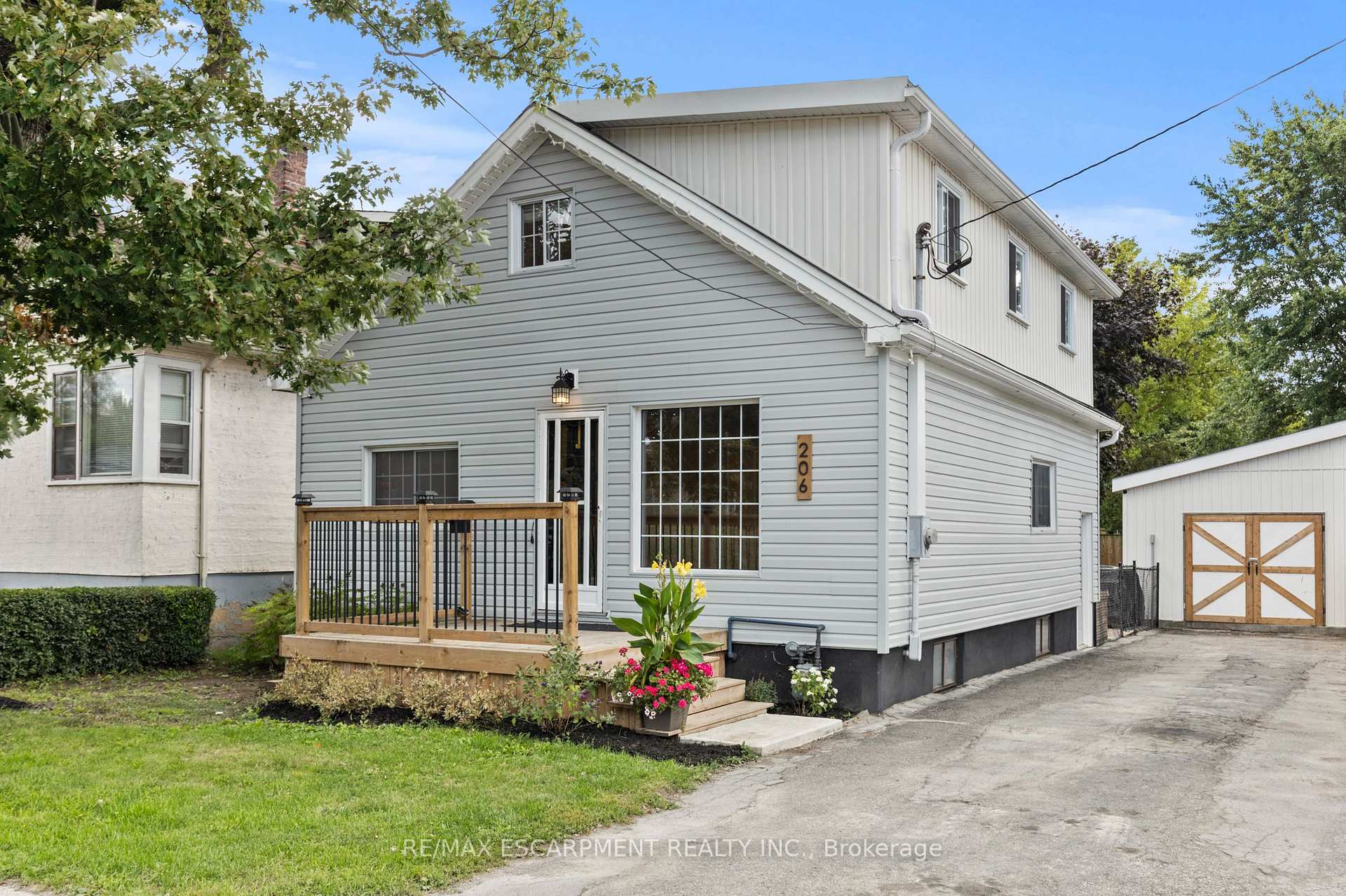 Photo 1 of 206 Niagara Falls Road, Thorold, Allanburg/Thorold South — HOMEH