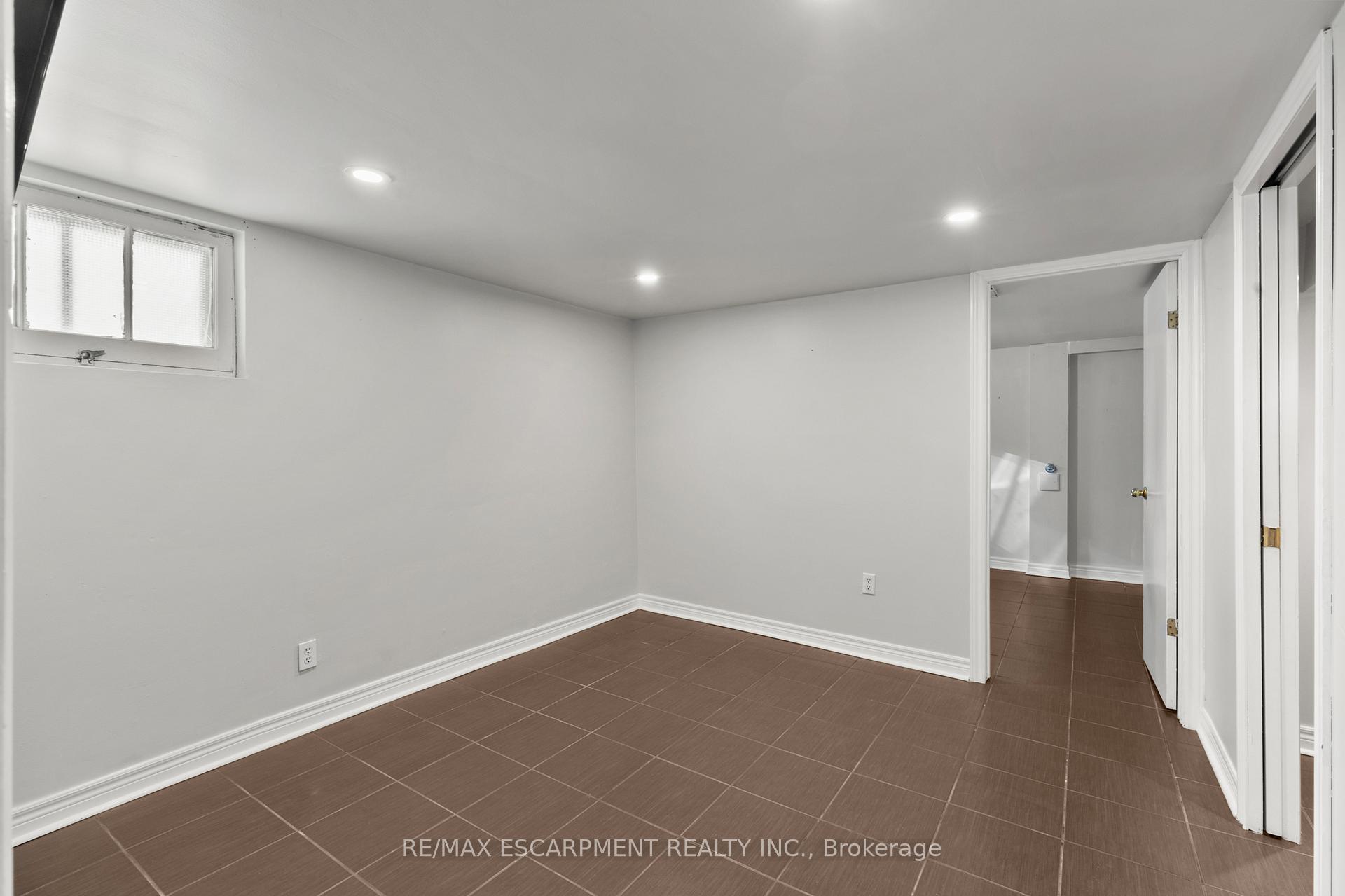 Photo 15 of 206 Niagara Falls Road, Thorold, Allanburg/Thorold South — HOMEH
