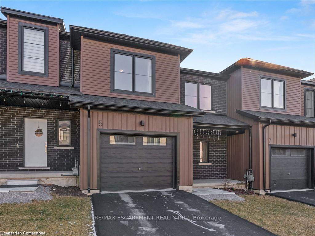 Front of 5 Trailside Drive
